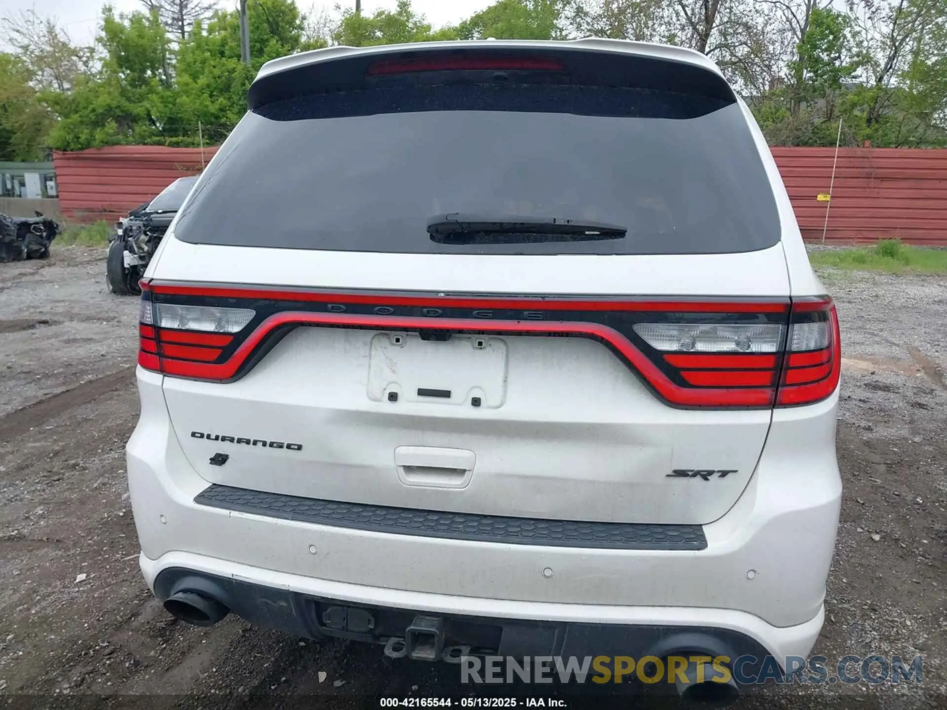 15 fotografías del automóvil dañado 1C4SDJGJ4MC574235 DODGE DURANGO 2021