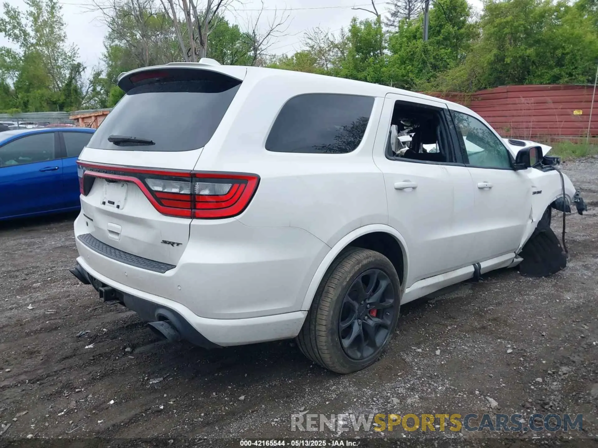 4 fotografías del automóvil dañado 1C4SDJGJ4MC574235 DODGE DURANGO 2021