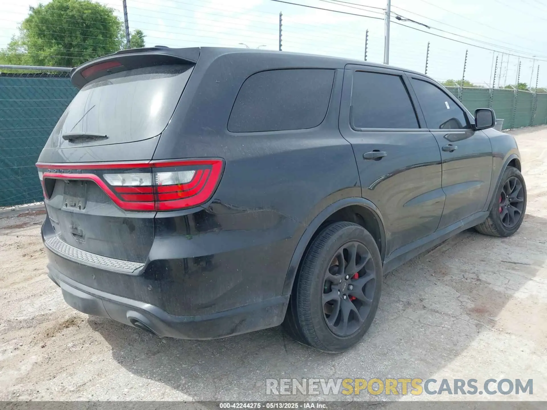 4 fotografías del automóvil dañado 1C4SDJH90MC689175 DODGE DURANGO 2021