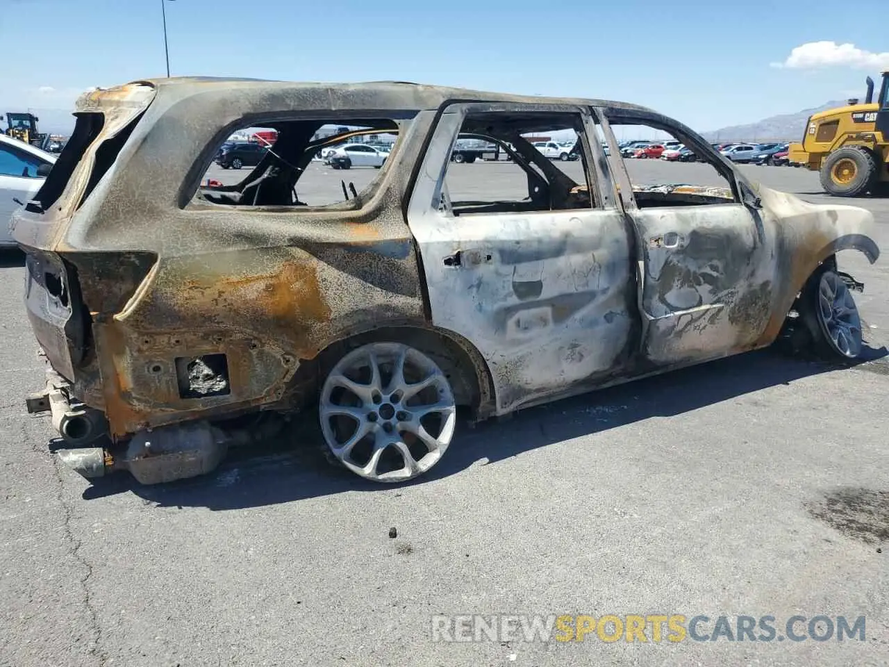 3 fotografías del automóvil dañado 1C4SDJH93MC605608 DODGE DURANGO 2021