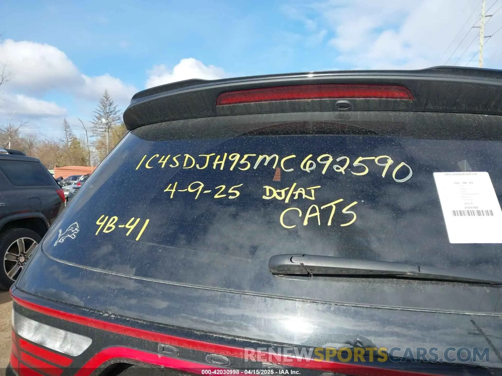 9 fotografías del automóvil dañado 1C4SDJH95MC692590 DODGE DURANGO 2021