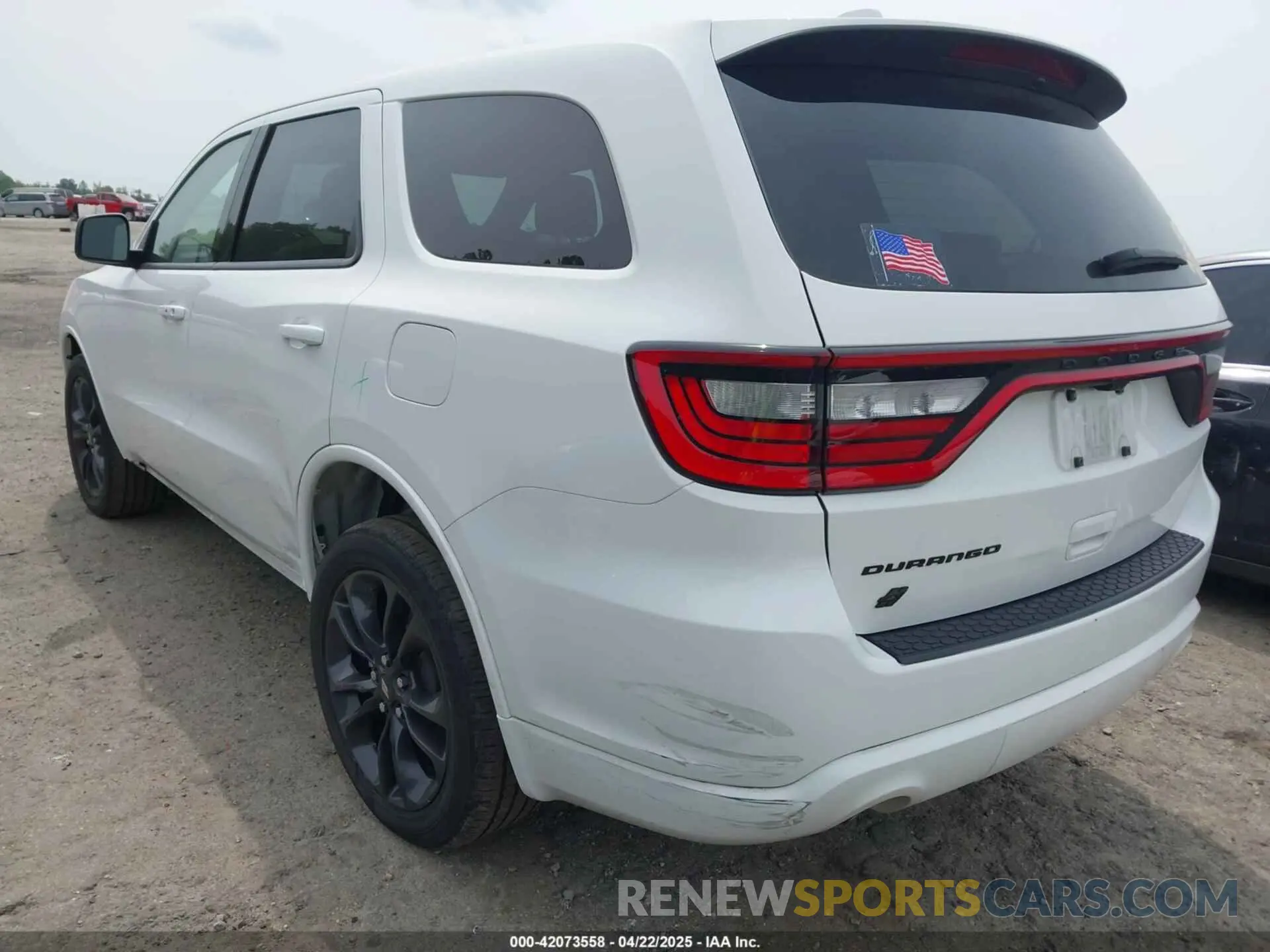 3 fotografías del automóvil dañado 1C4RDJAGXNC173642 DODGE DURANGO 2022
