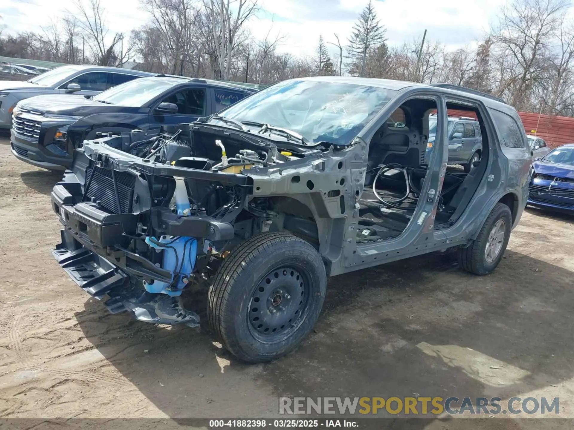 2 fotografías del automóvil dañado 1C4RDJDG4NC160378 DODGE DURANGO 2022