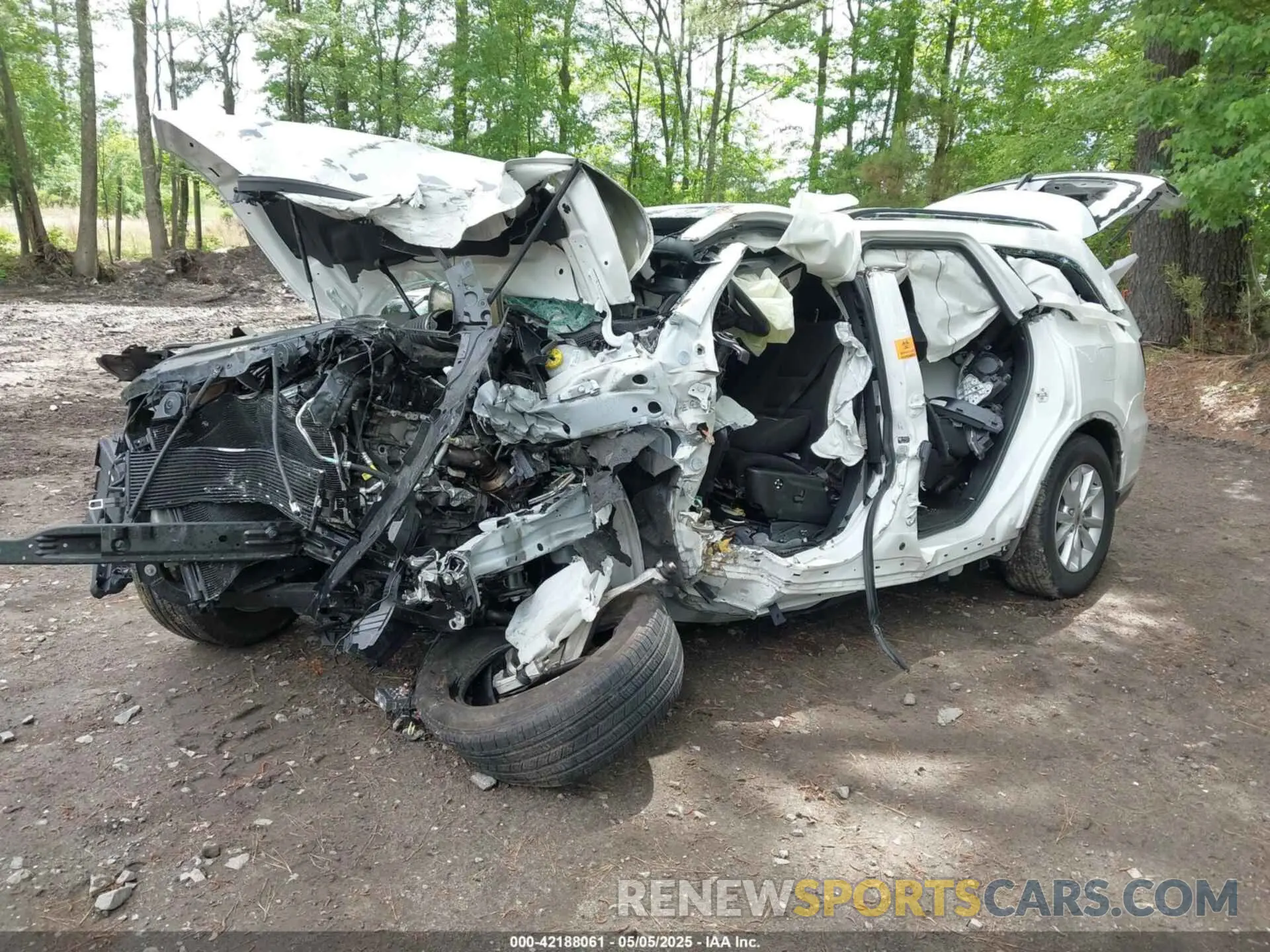 2 fotografías del automóvil dañado 1C4RDHAG4PC624673 DODGE DURANGO 2023
