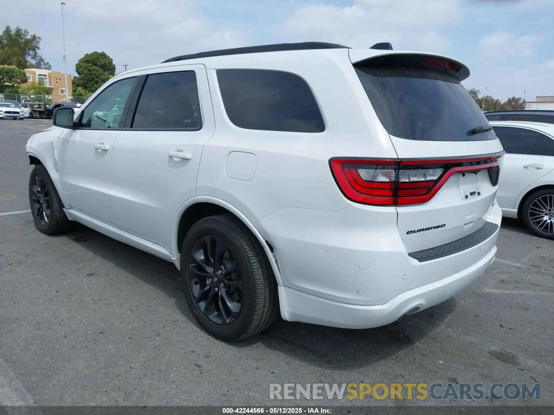 3 fotografías del automóvil dañado 1C4RDHDG4PC686960 DODGE DURANGO 2023