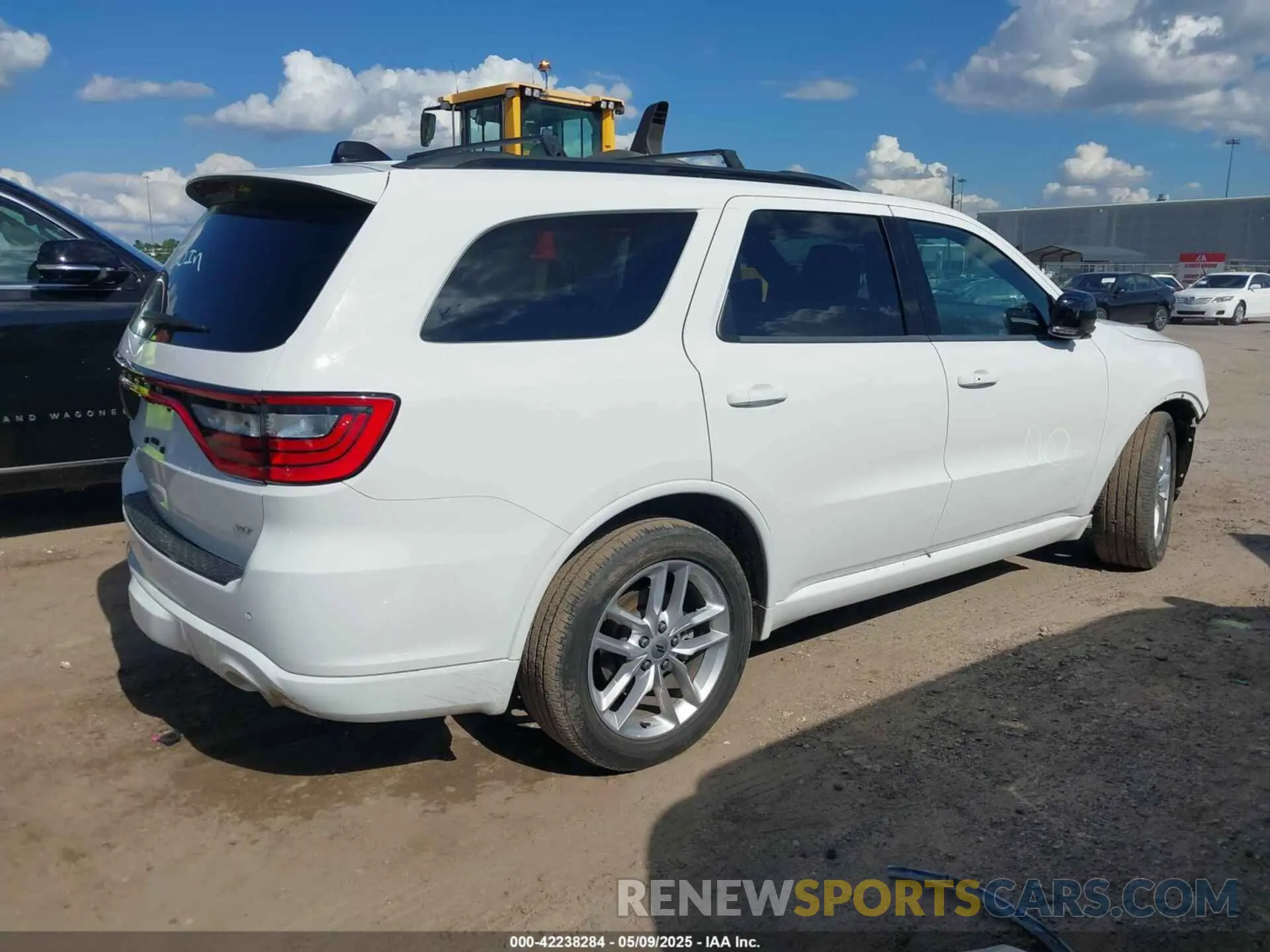 4 fotografías del automóvil dañado 1C4RDHDG5PC635967 DODGE DURANGO 2023