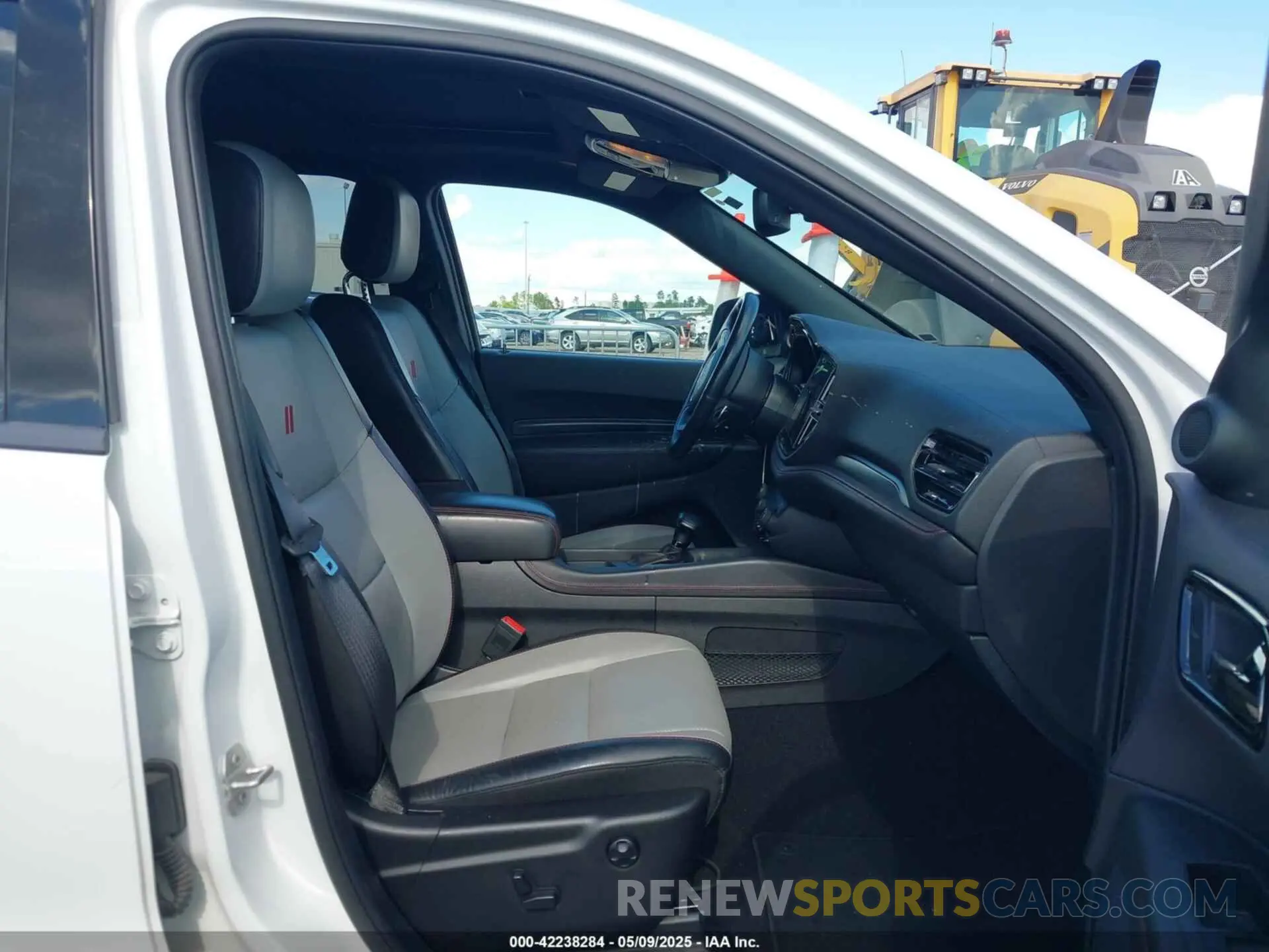 5 fotografías del automóvil dañado 1C4RDHDG5PC635967 DODGE DURANGO 2023