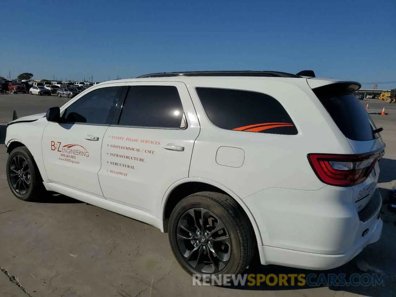 2 fotografías del automóvil dañado 1C4RDHDG6PC612469 DODGE DURANGO 2023