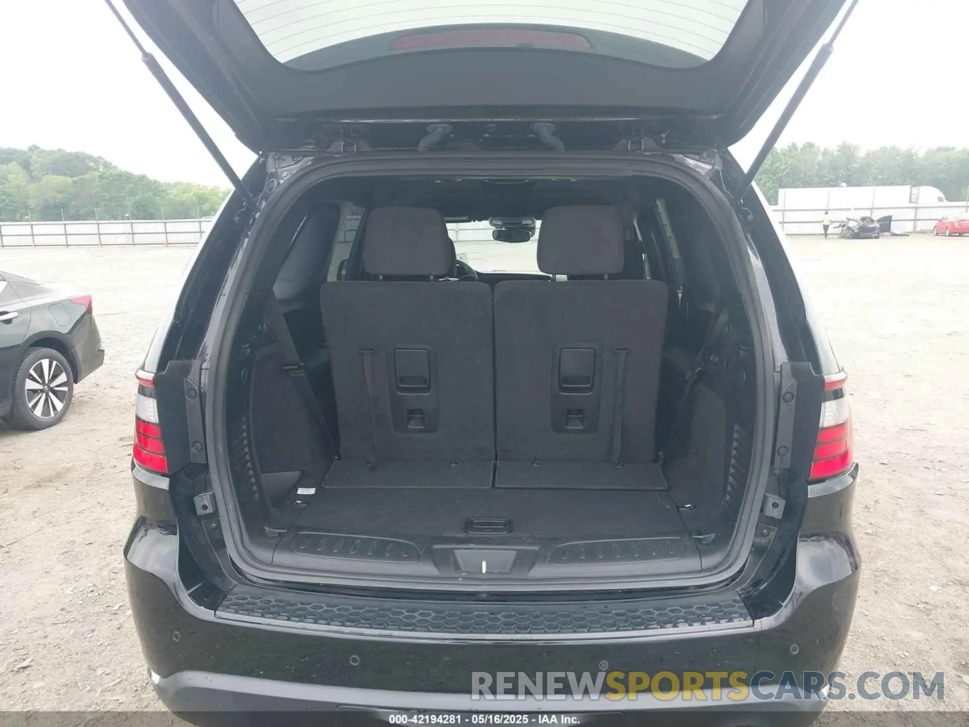 17 fotografías del automóvil dañado 1C4RDJAG0PC584678 DODGE DURANGO 2023
