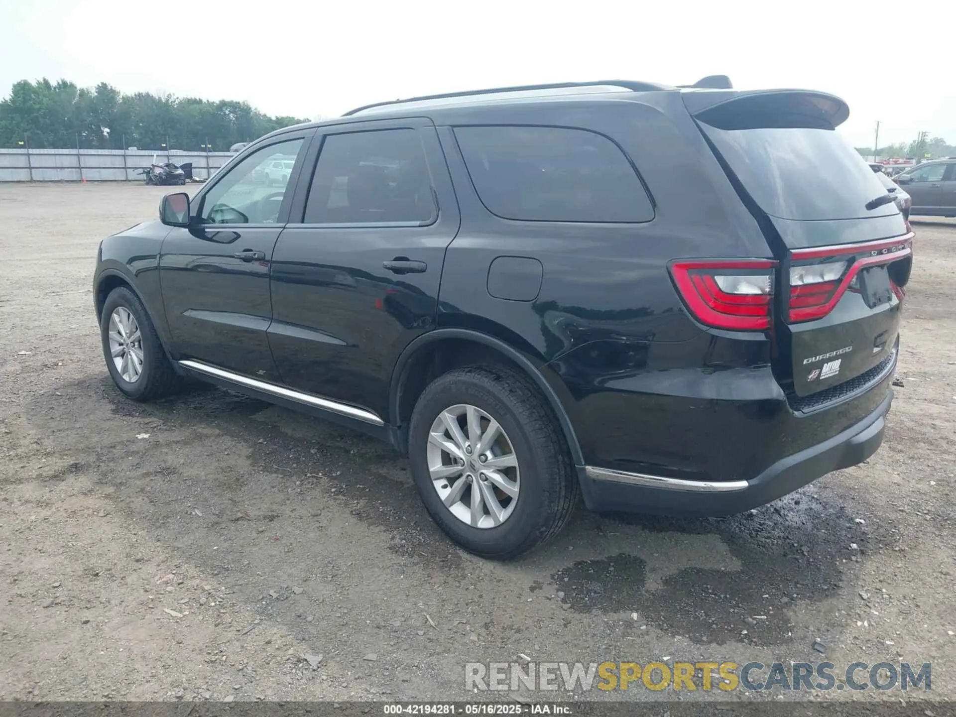 3 fotografías del automóvil dañado 1C4RDJAG0PC584678 DODGE DURANGO 2023