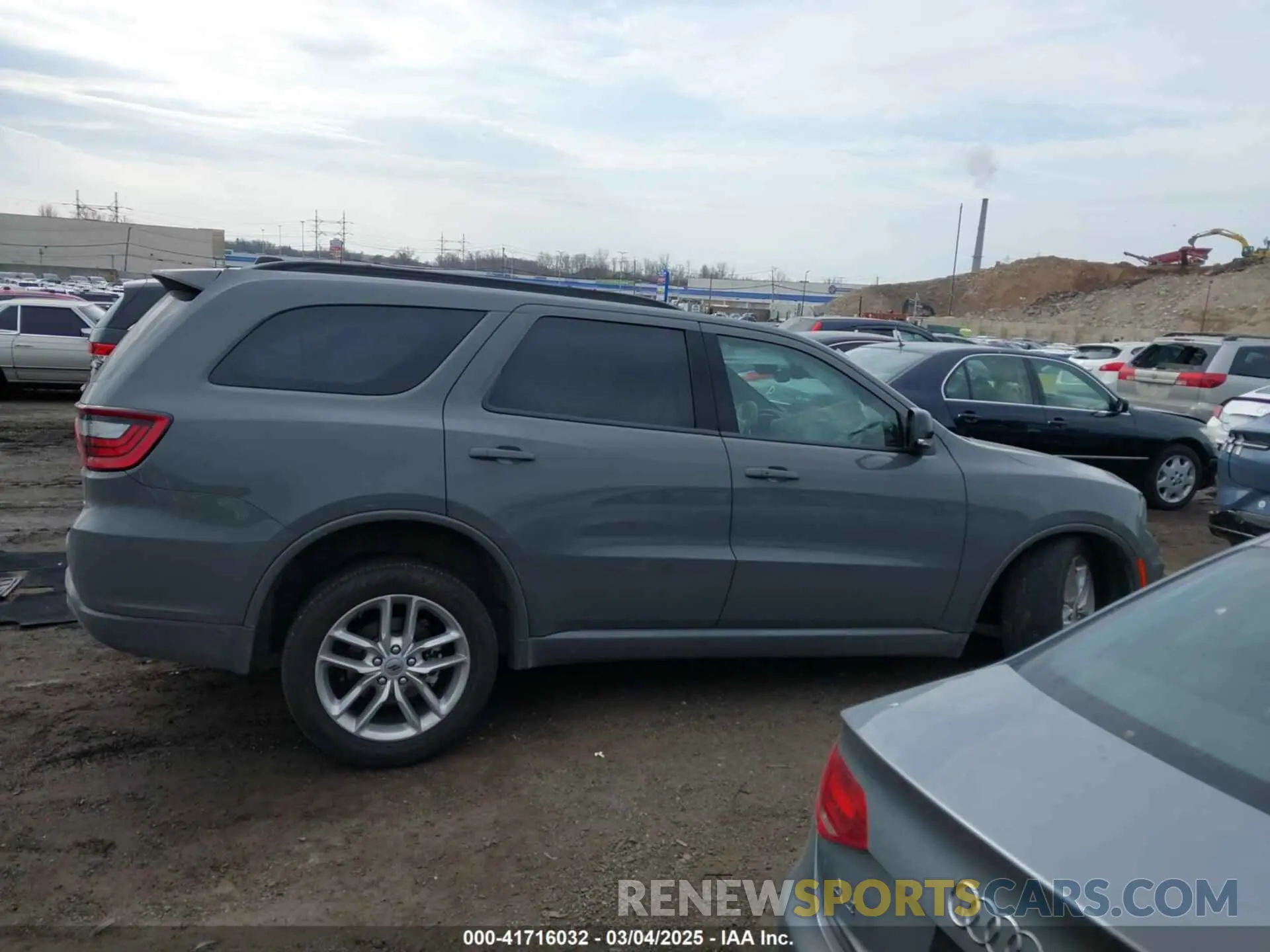 13 fotografías del automóvil dañado 1C4RDJDG1PC688916 DODGE DURANGO 2023