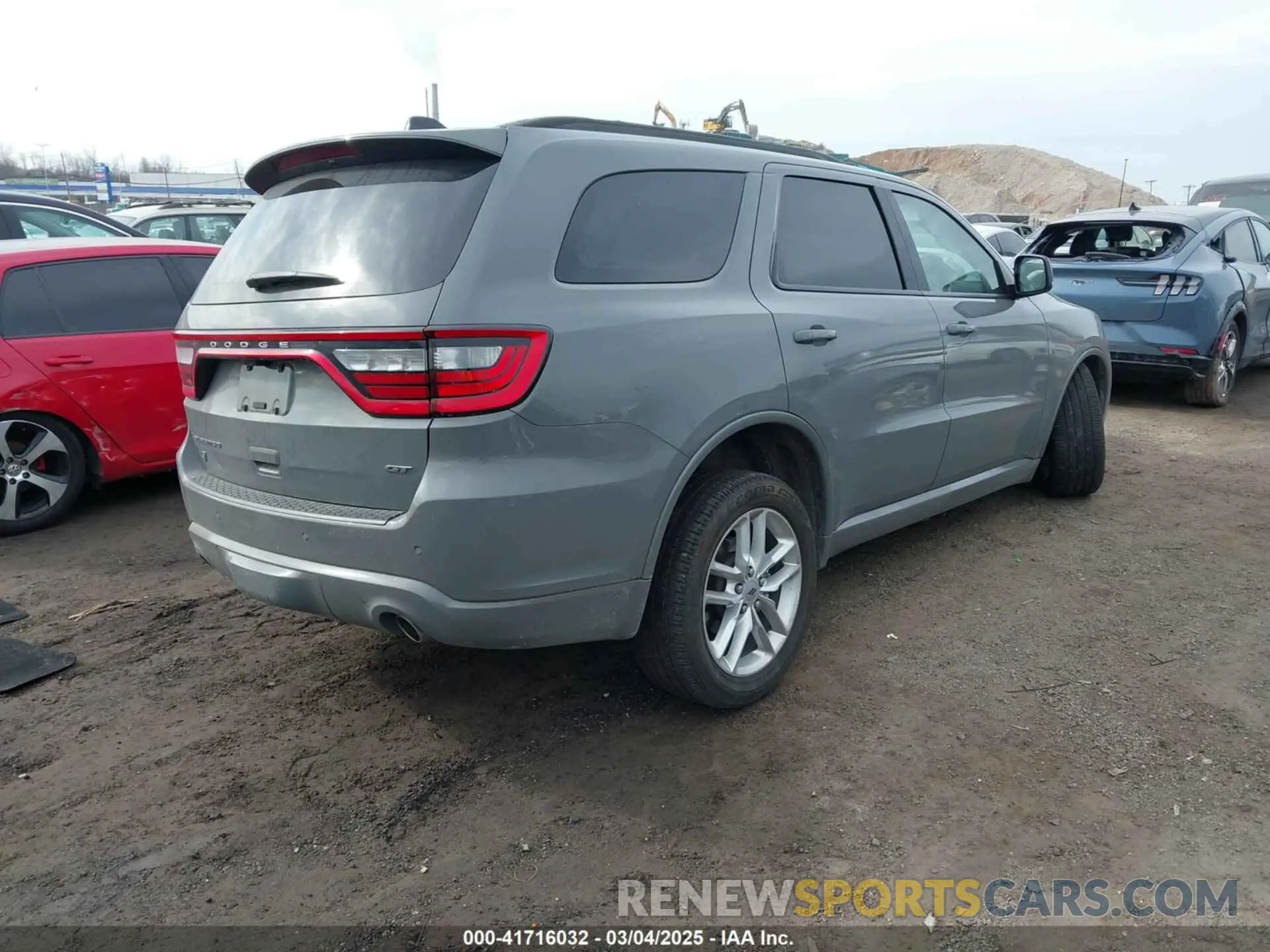 4 fotografías del automóvil dañado 1C4RDJDG1PC688916 DODGE DURANGO 2023