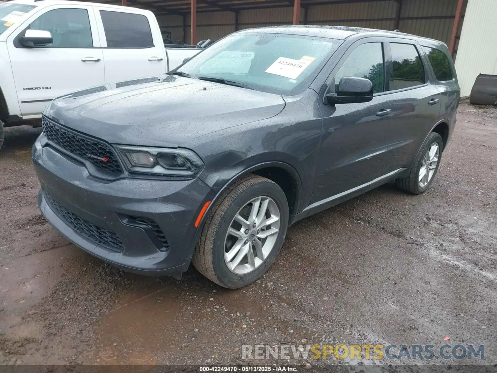 2 fotografías del automóvil dañado 1C4RDJDG3PC715193 DODGE DURANGO 2023