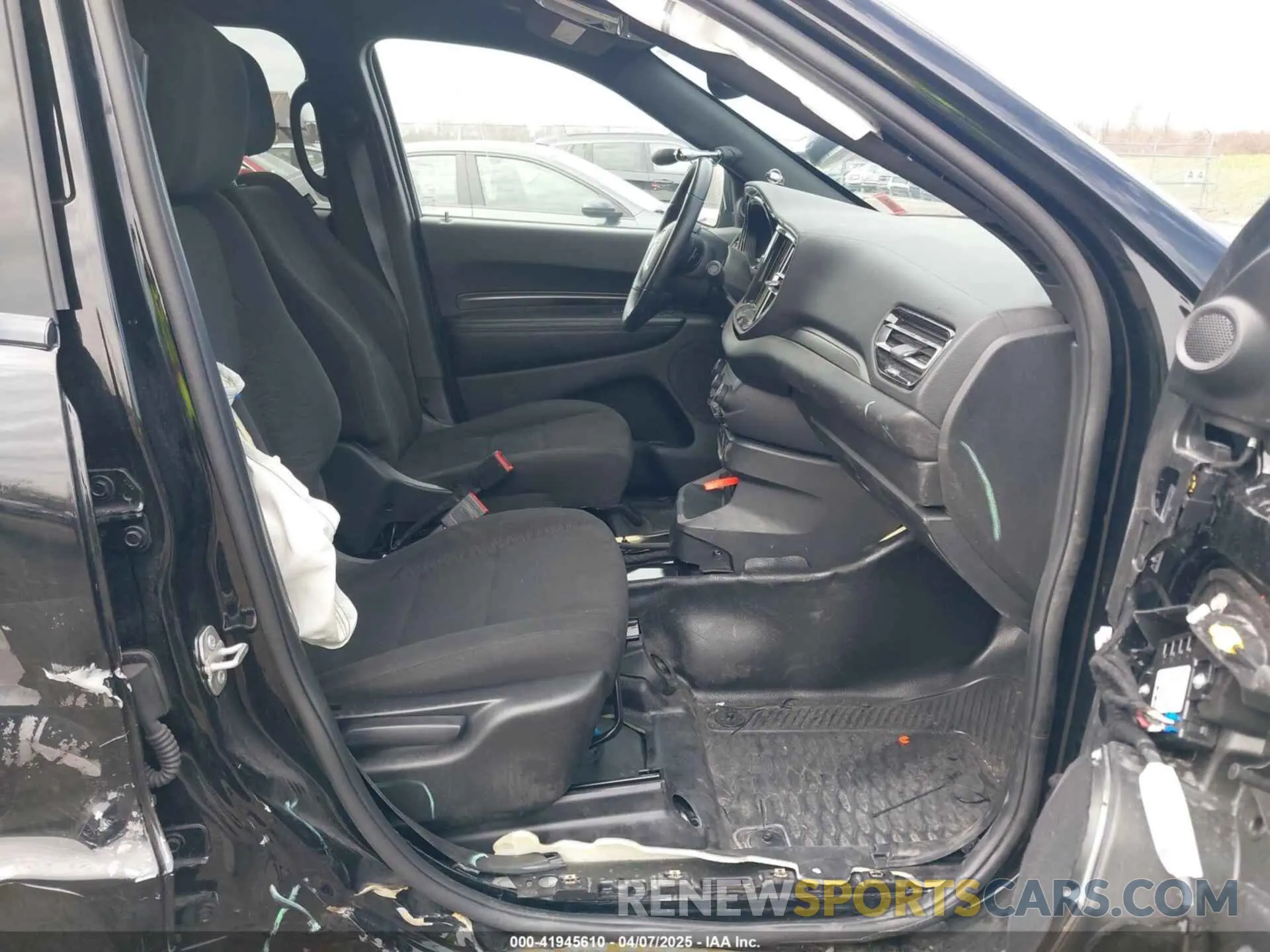 5 fotografías del automóvil dañado 1C4RDJFG9PC605021 DODGE DURANGO 2023