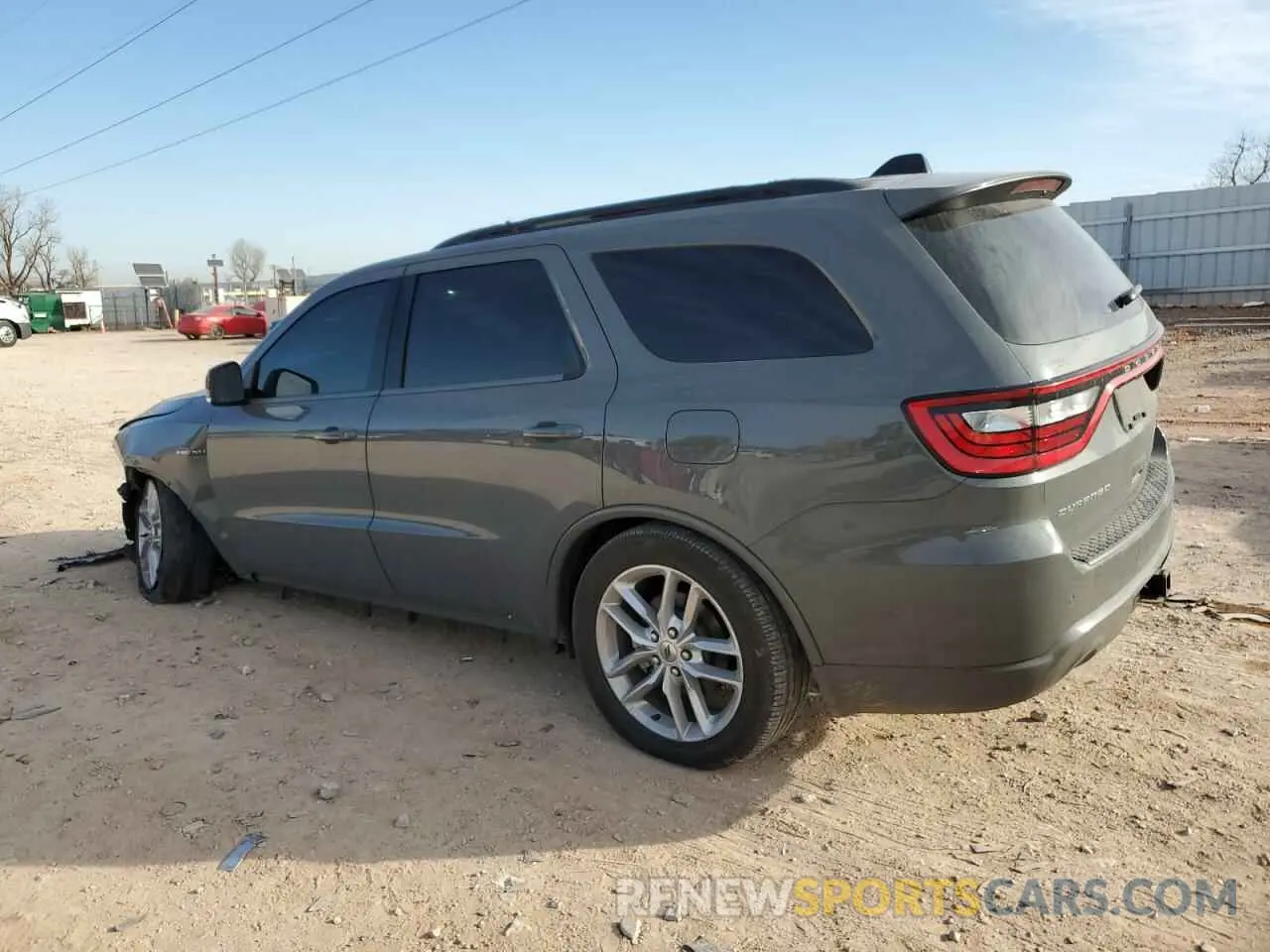 2 fotografías del automóvil dañado 1C4SDHCT2PC553453 DODGE DURANGO 2023