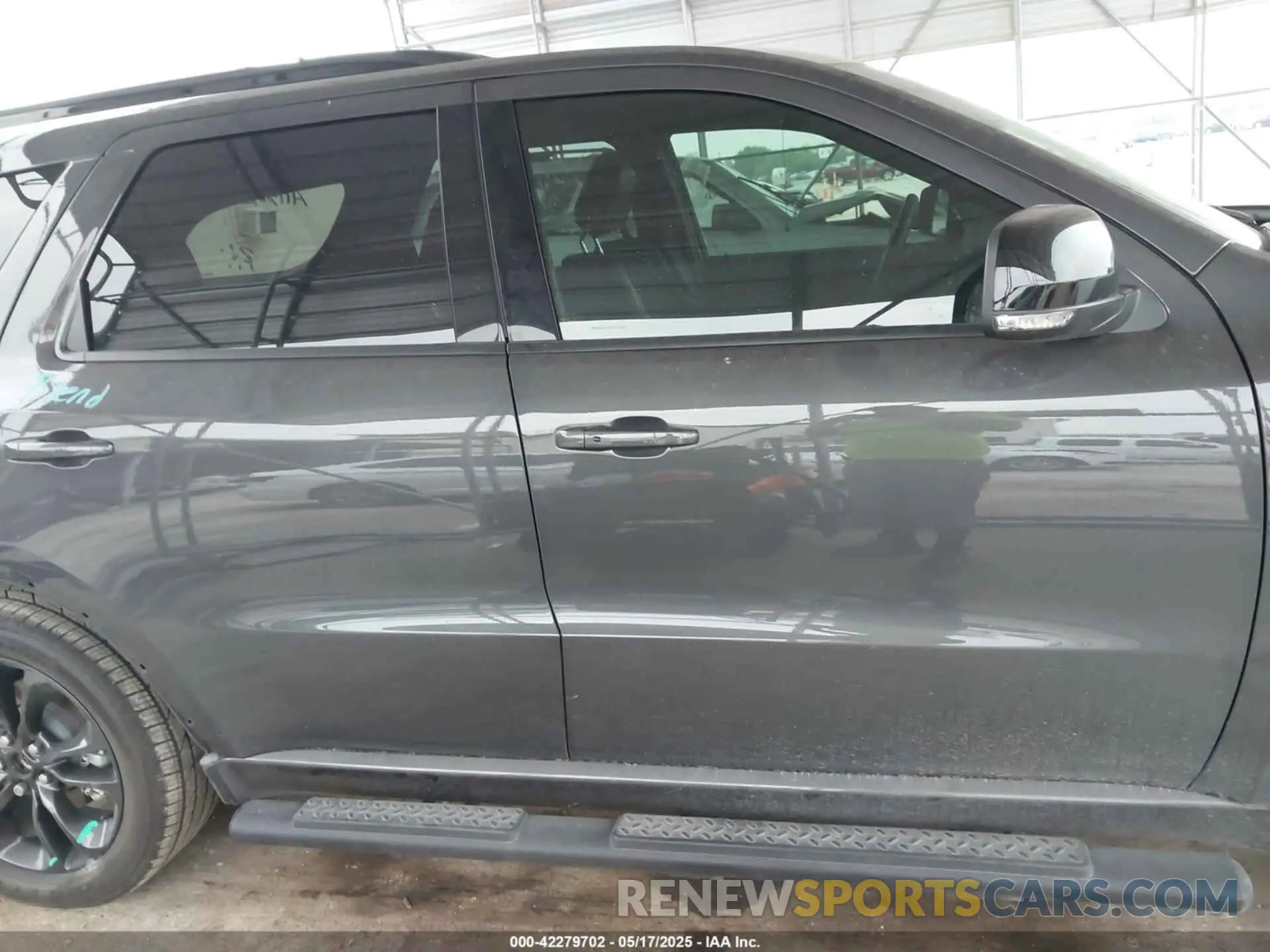 14 fotografías del automóvil dañado 1C4SDHCT4PC715020 DODGE DURANGO 2023