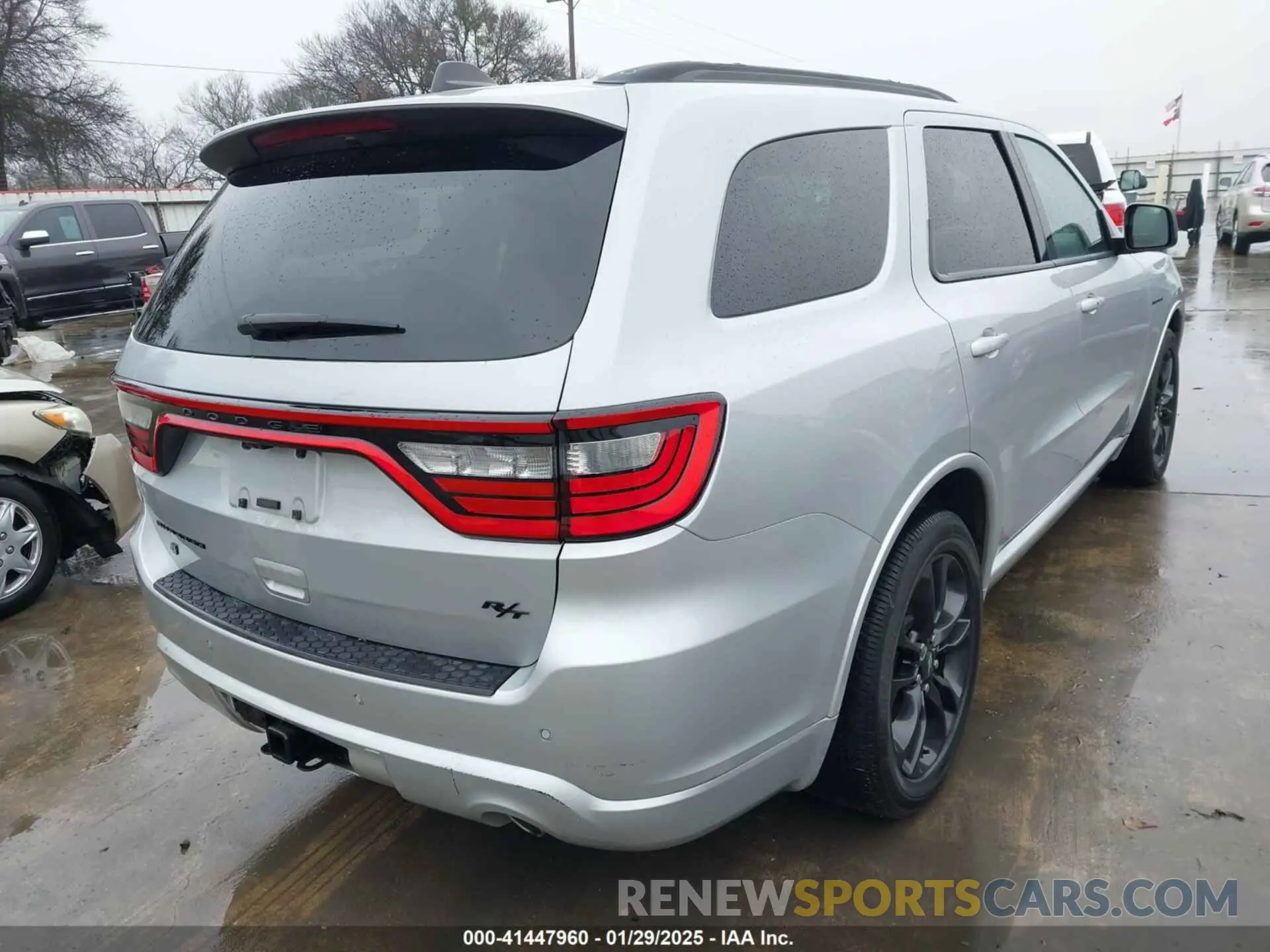 4 fotografías del automóvil dañado 1C4SDJCT3PC677402 DODGE DURANGO 2023