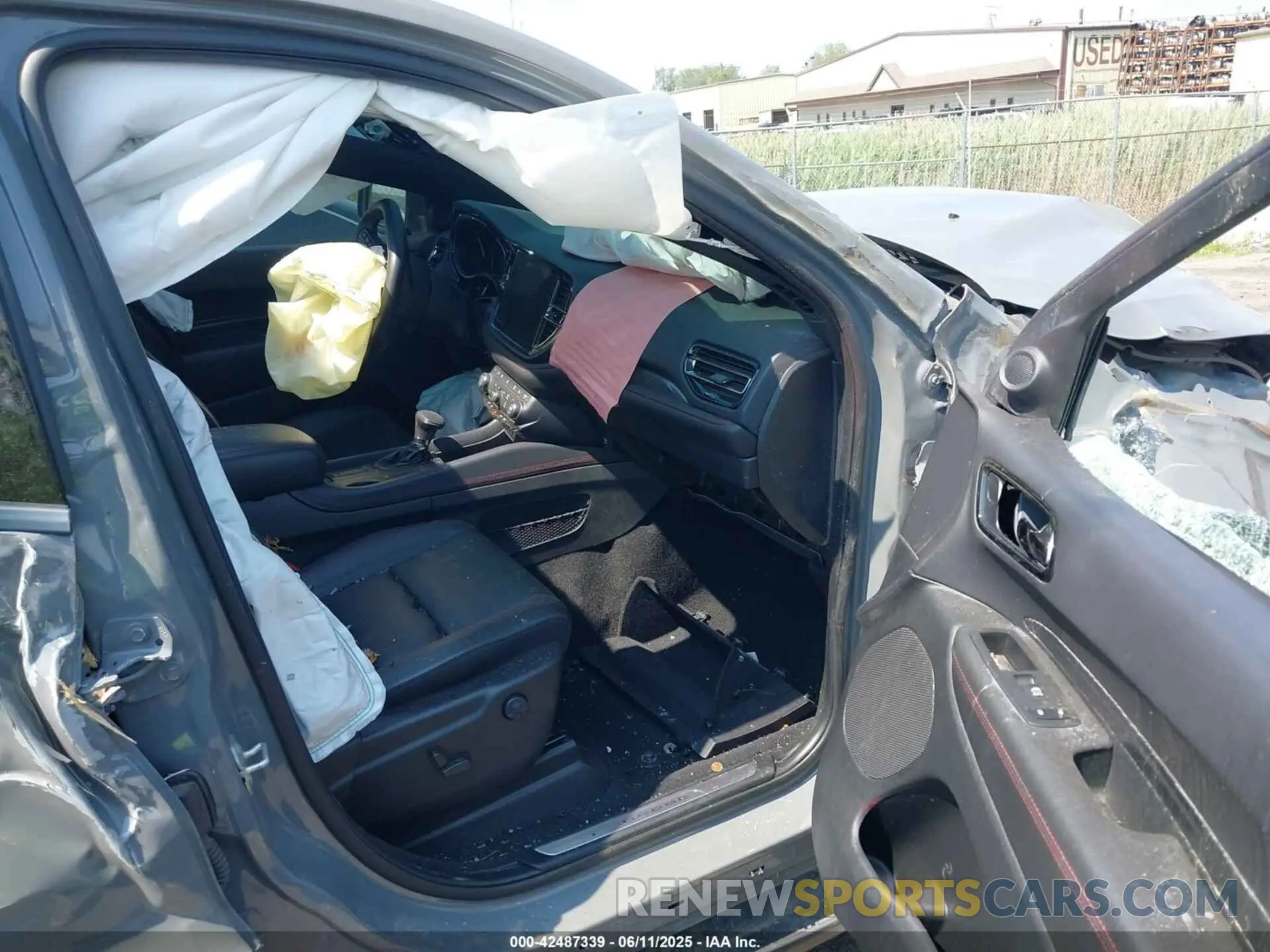 5 fotografías del automóvil dañado 1C4SDJCT5PC612616 DODGE DURANGO 2023