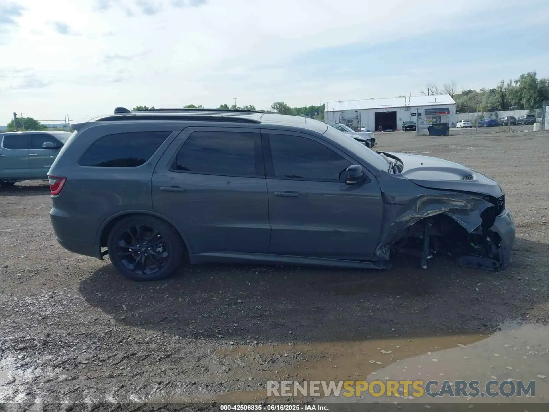 13 fotografías del automóvil dañado 1C4SDJCT8PC550788 DODGE DURANGO 2023