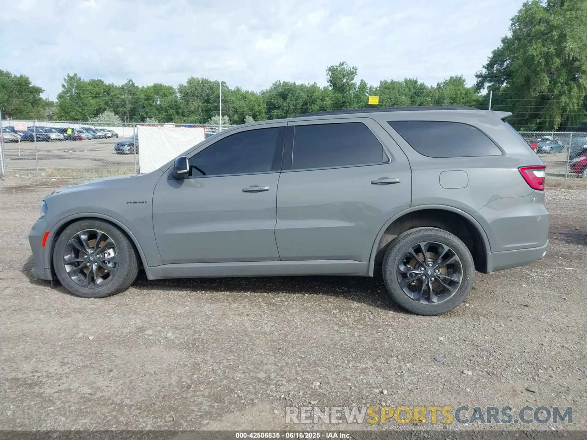 14 fotografías del automóvil dañado 1C4SDJCT8PC550788 DODGE DURANGO 2023