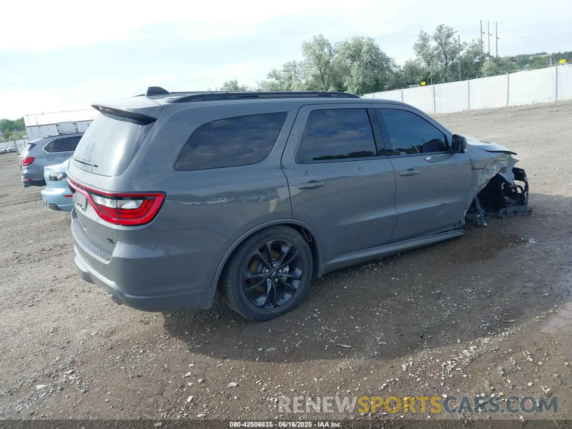 4 fotografías del automóvil dañado 1C4SDJCT8PC550788 DODGE DURANGO 2023