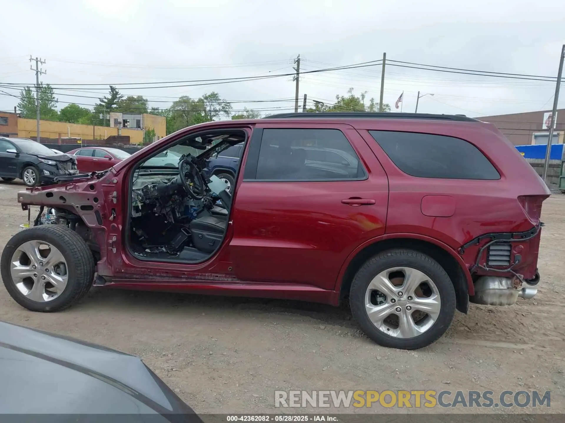 13 fotografías del automóvil dañado 1C4SDJCT9PC676027 DODGE DURANGO 2023