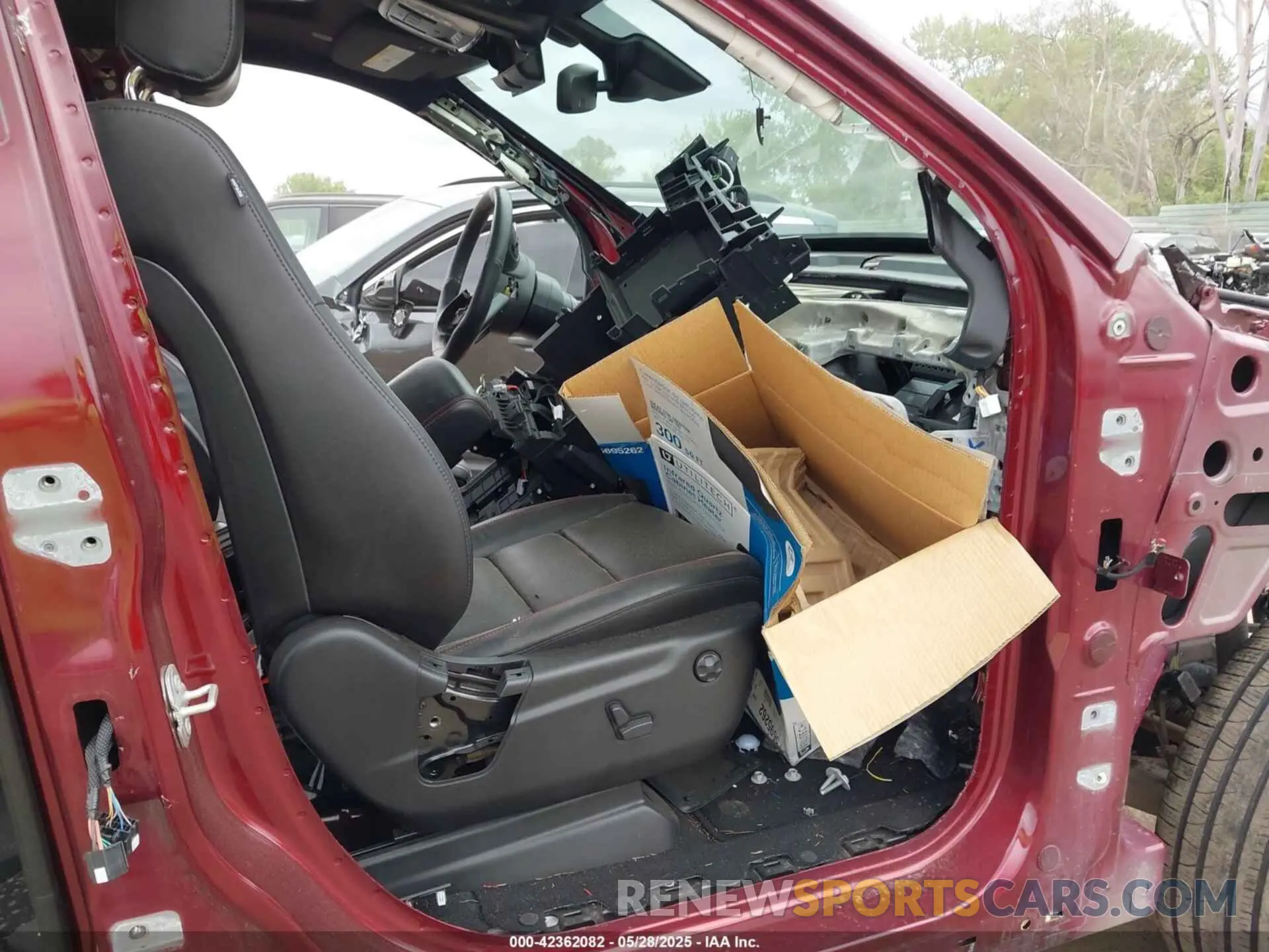 5 fotografías del automóvil dañado 1C4SDJCT9PC676027 DODGE DURANGO 2023
