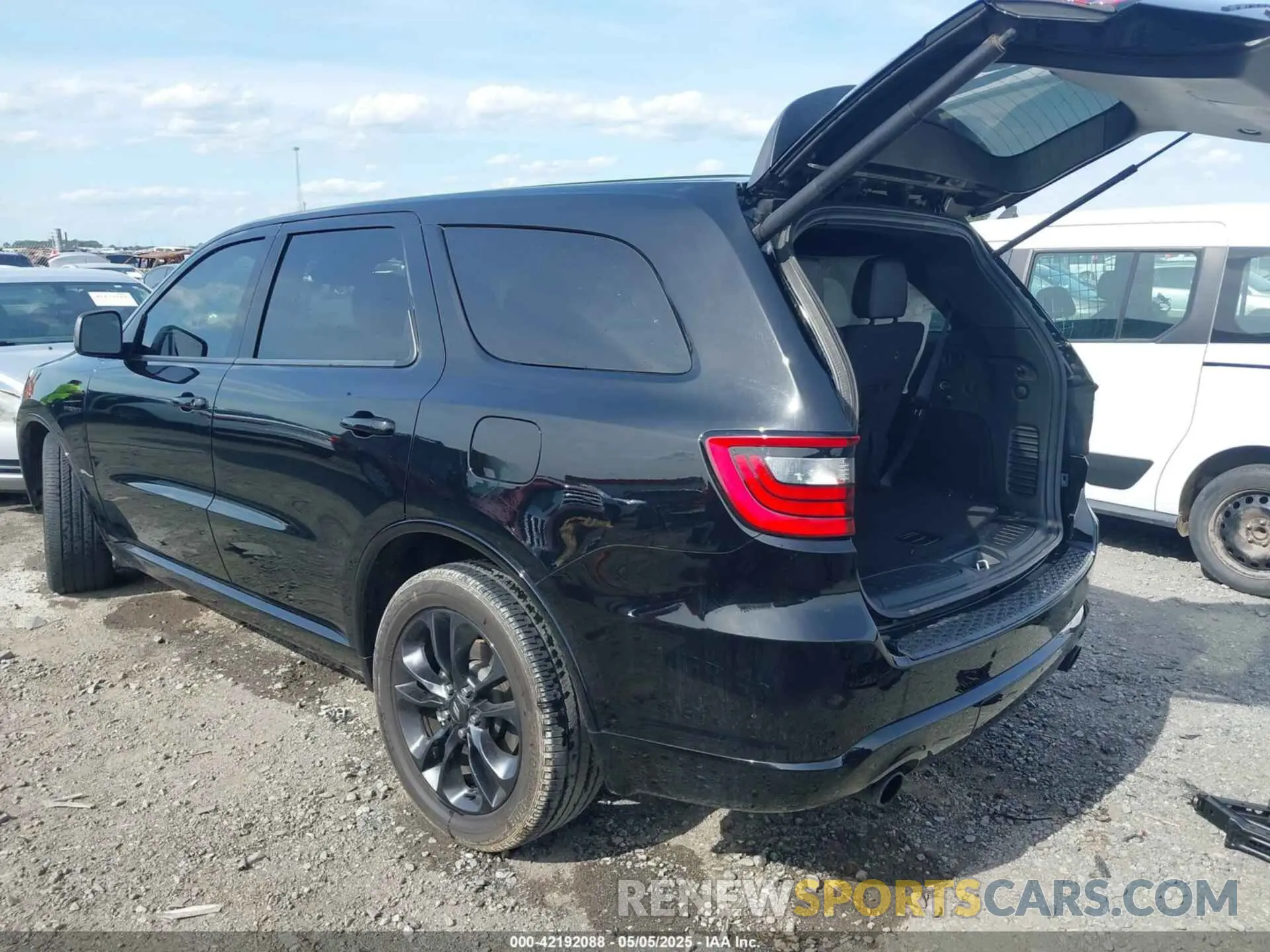 3 fotografías del automóvil dañado 1C4SDJCTXPC695055 DODGE DURANGO 2023