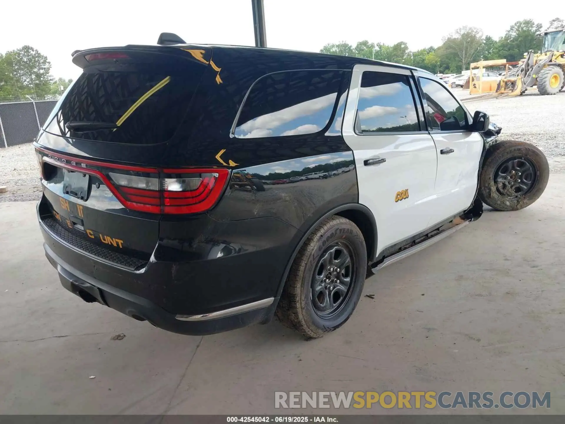 4 fotografías del automóvil dañado 1C4SDJFT1PC689883 DODGE DURANGO 2023