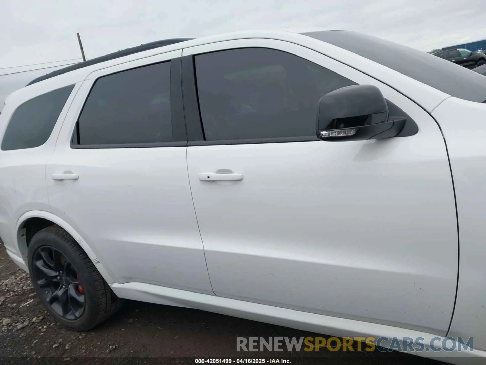 11 fotografías del automóvil dañado 1C4SDJGJ8PC715232 DODGE DURANGO 2023
