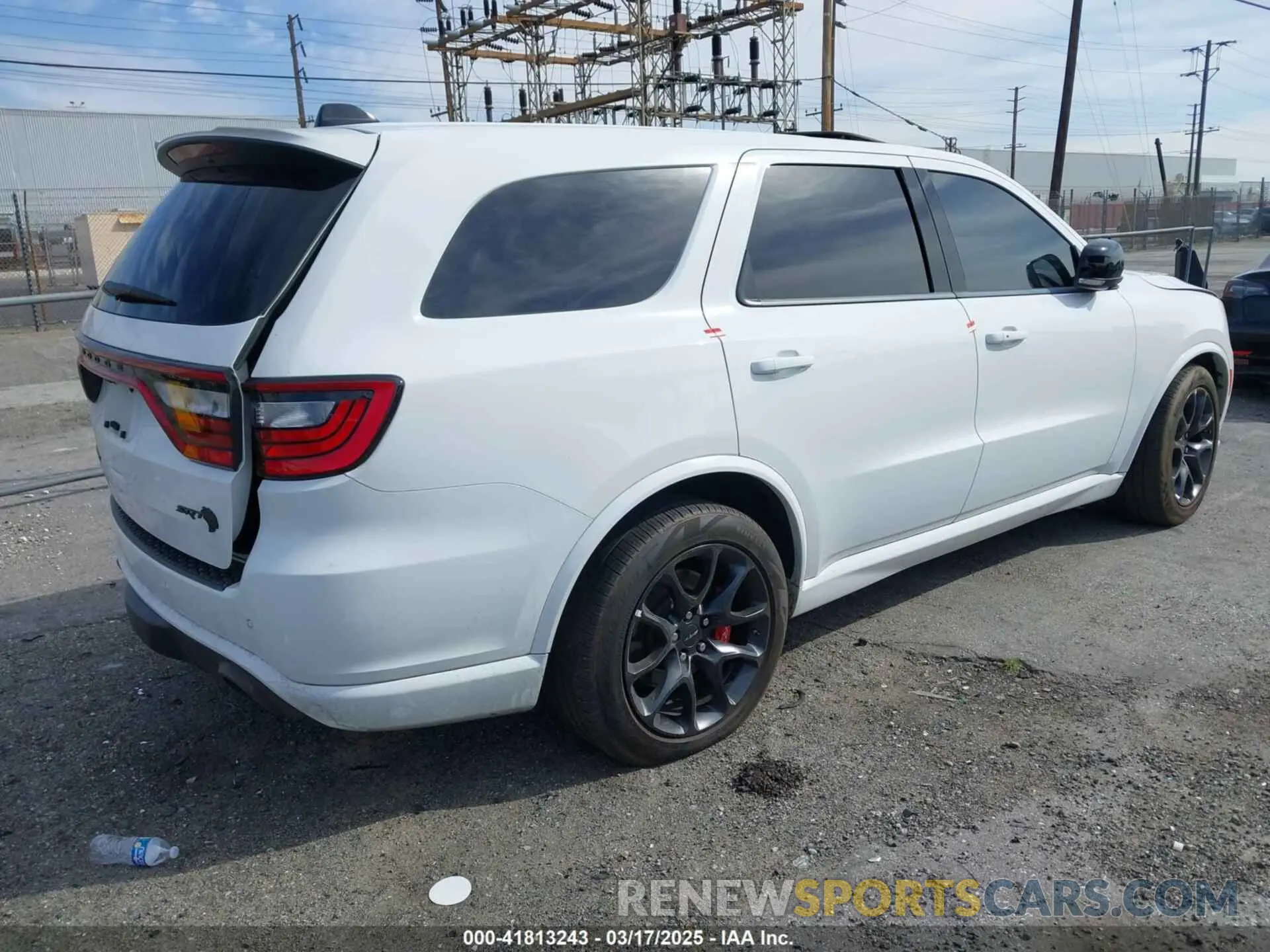 4 fotografías del automóvil dañado 1C4SDJH94PC631848 DODGE DURANGO 2023
