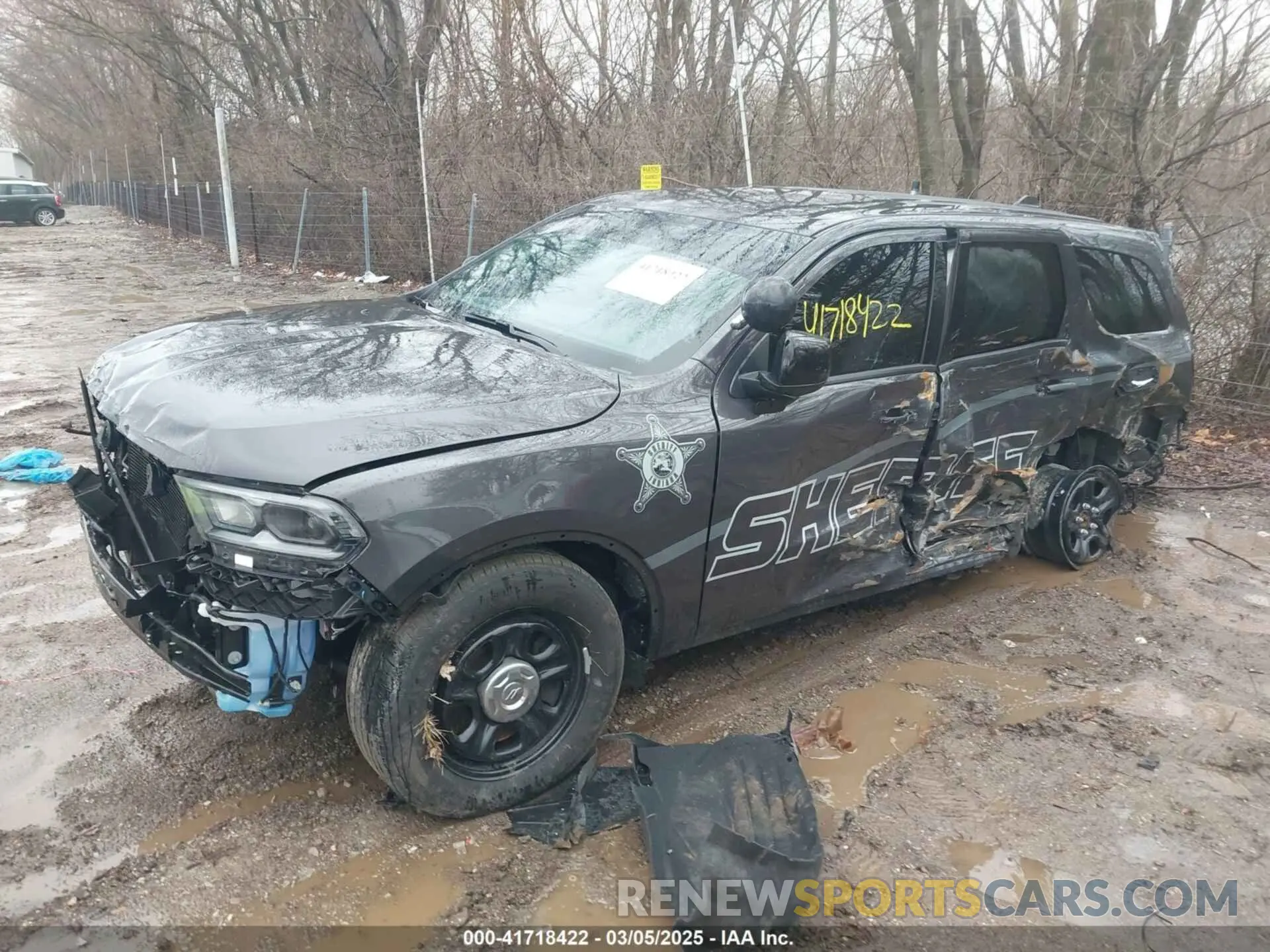 2 fotografías del automóvil dañado 1C4RDJFG2RC154758 DODGE DURANGO 2024