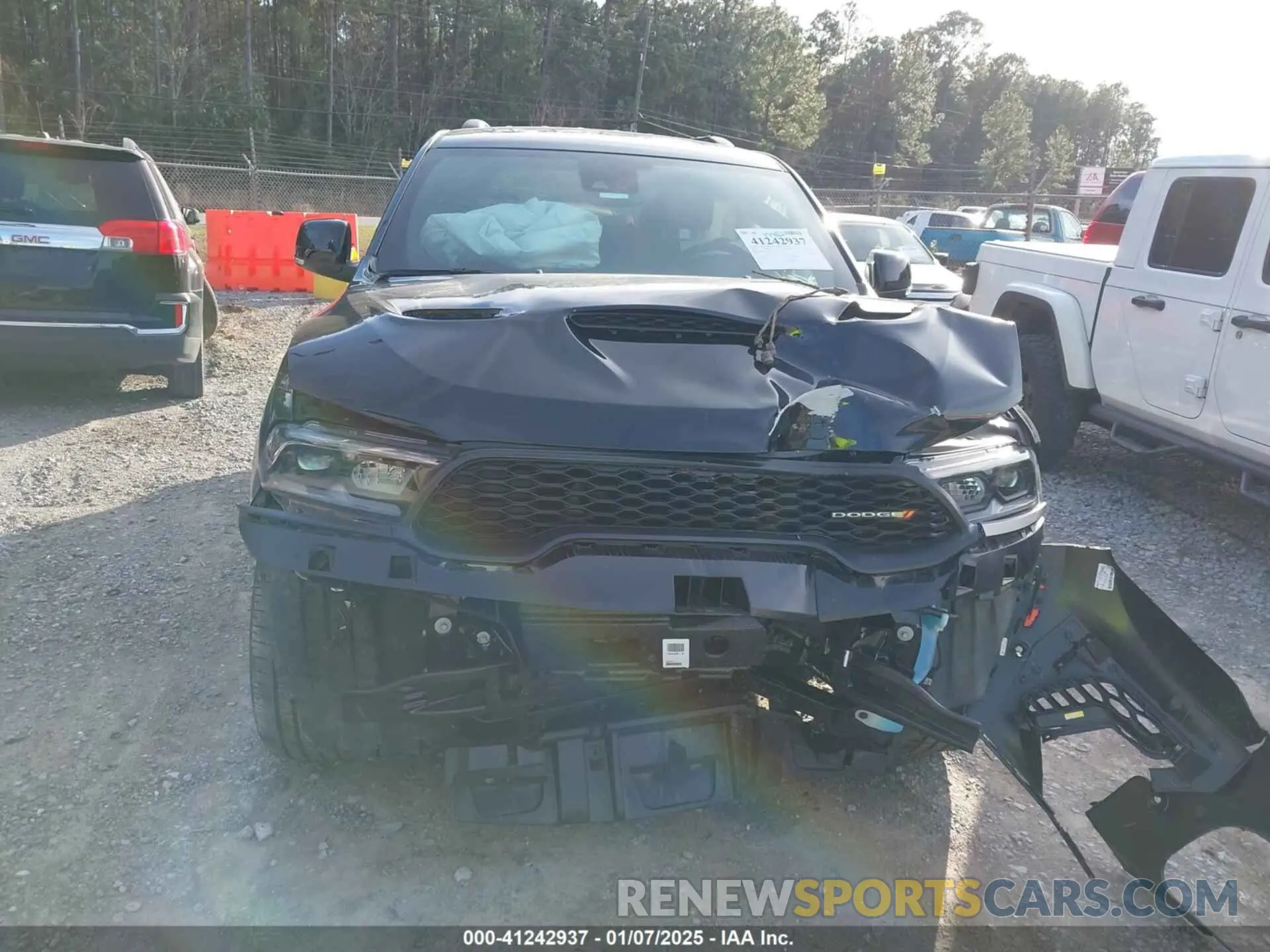 13 fotografías del automóvil dañado 1C4SDHCT4RC134359 DODGE DURANGO 2024