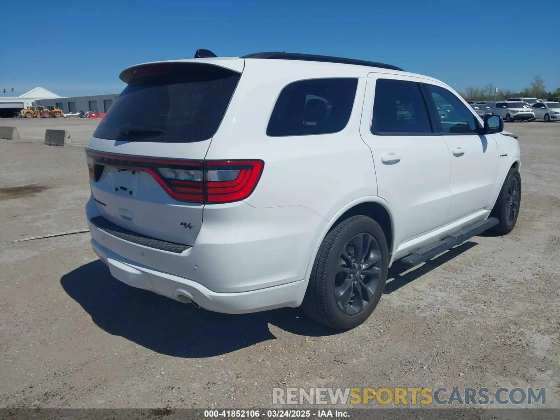 4 fotografías del automóvil dañado 1C4SDHCT6RC185359 DODGE DURANGO 2024