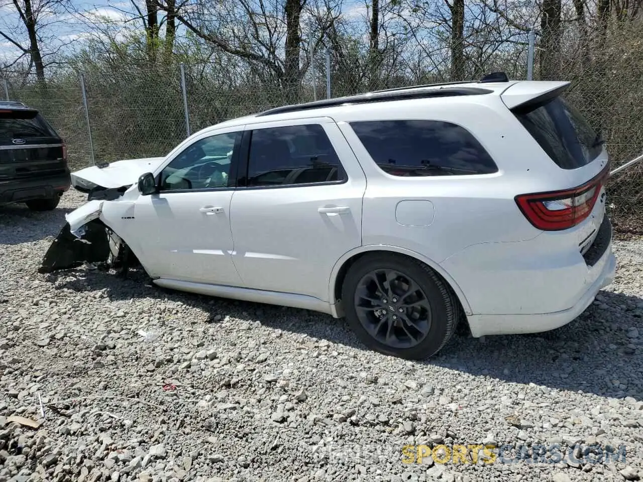 2 fotografías del automóvil dañado 1C4SDJCT0RC144698 DODGE DURANGO 2024