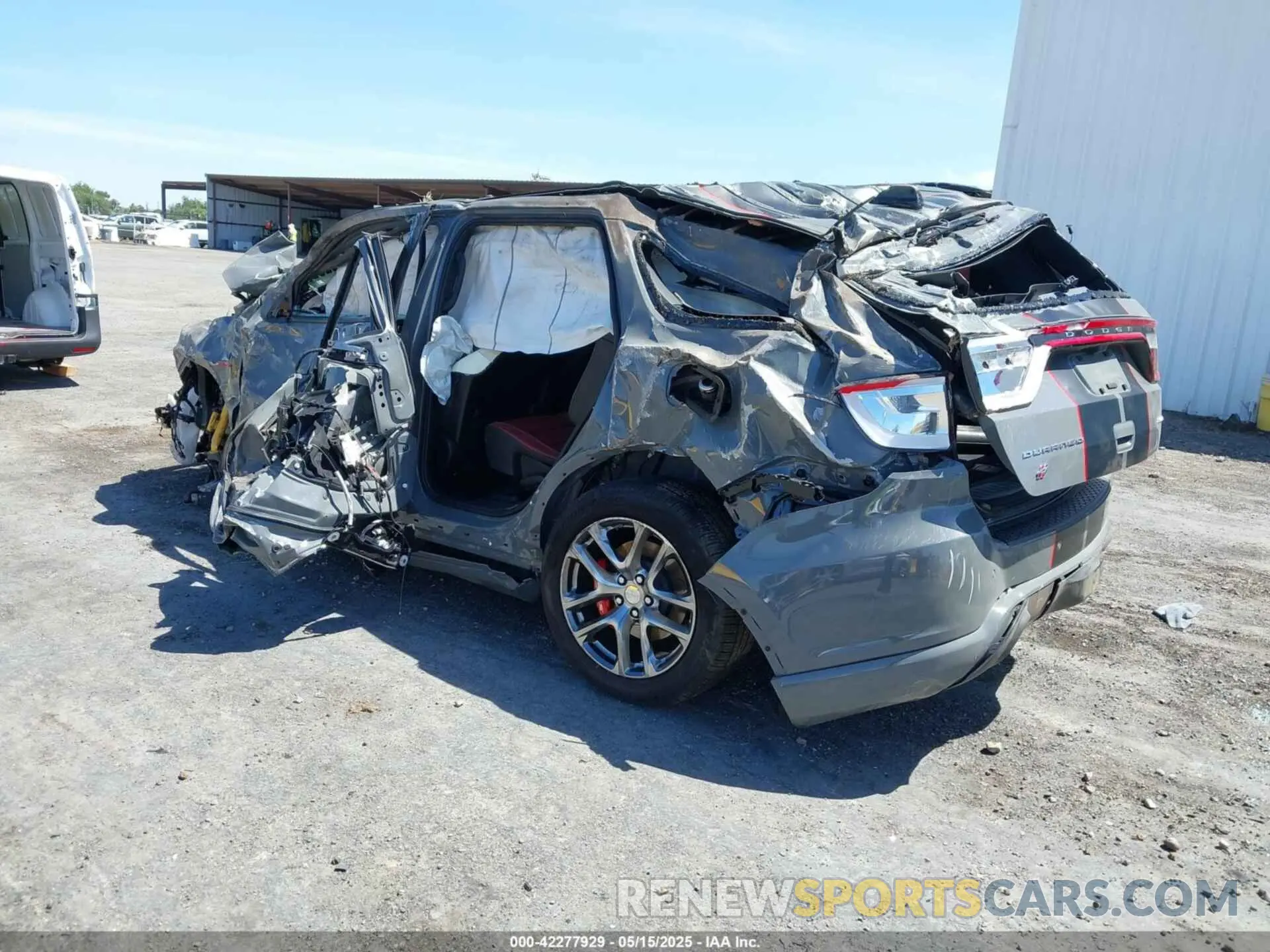 3 fotografías del automóvil dañado 1C4SDJGJ7RC153536 DODGE DURANGO 2024