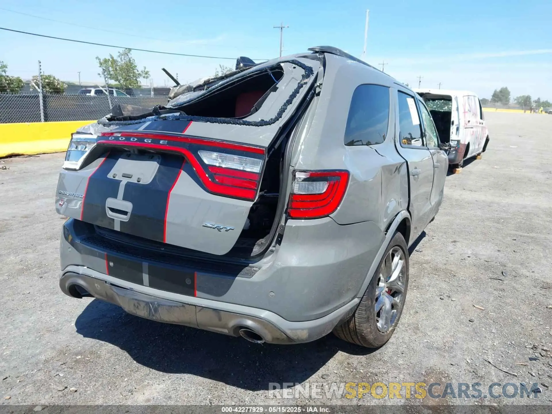 4 fotografías del automóvil dañado 1C4SDJGJ7RC153536 DODGE DURANGO 2024
