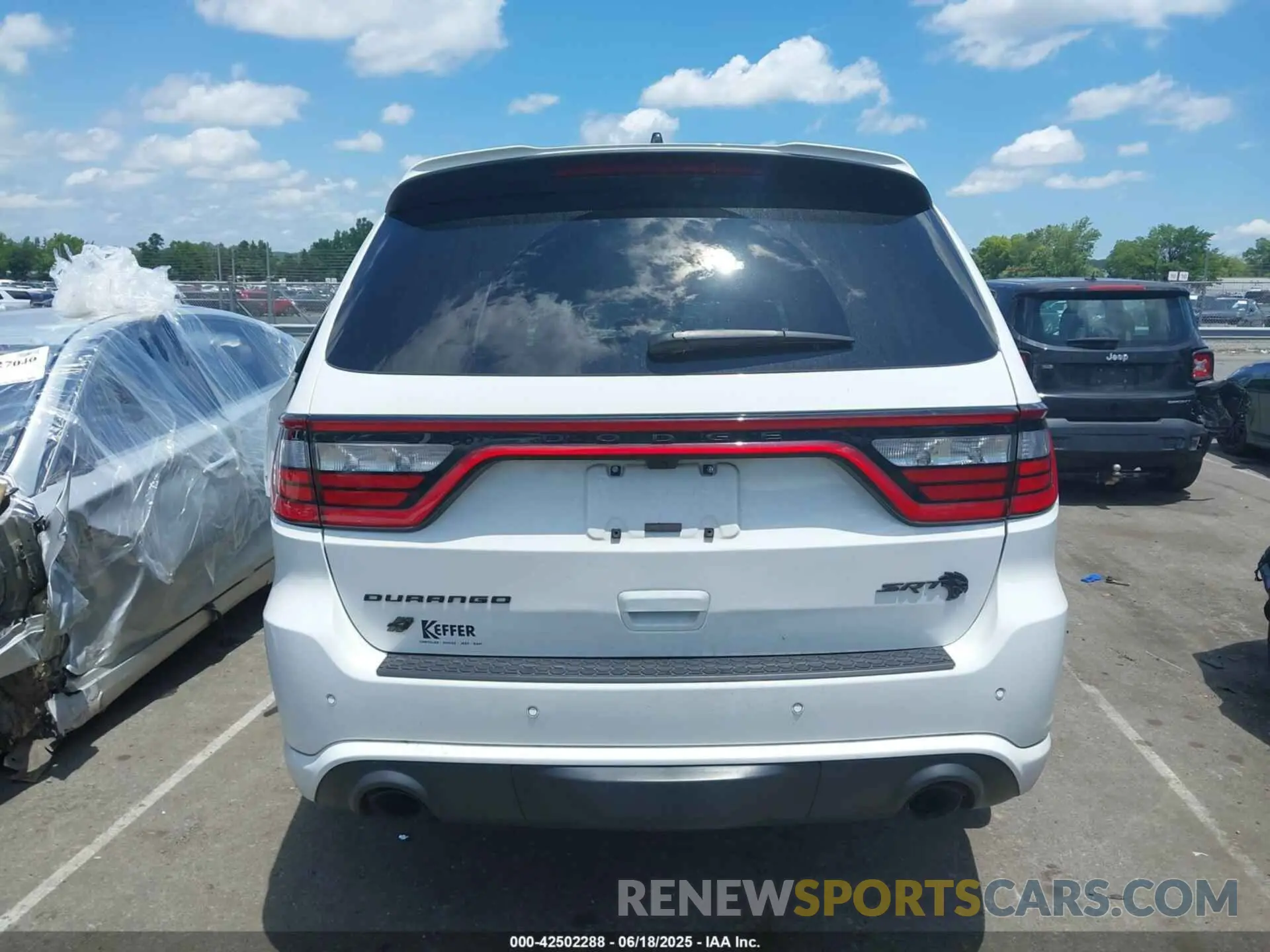 17 fotografías del automóvil dañado 1C4SDJH9XRC193839 DODGE DURANGO 2024