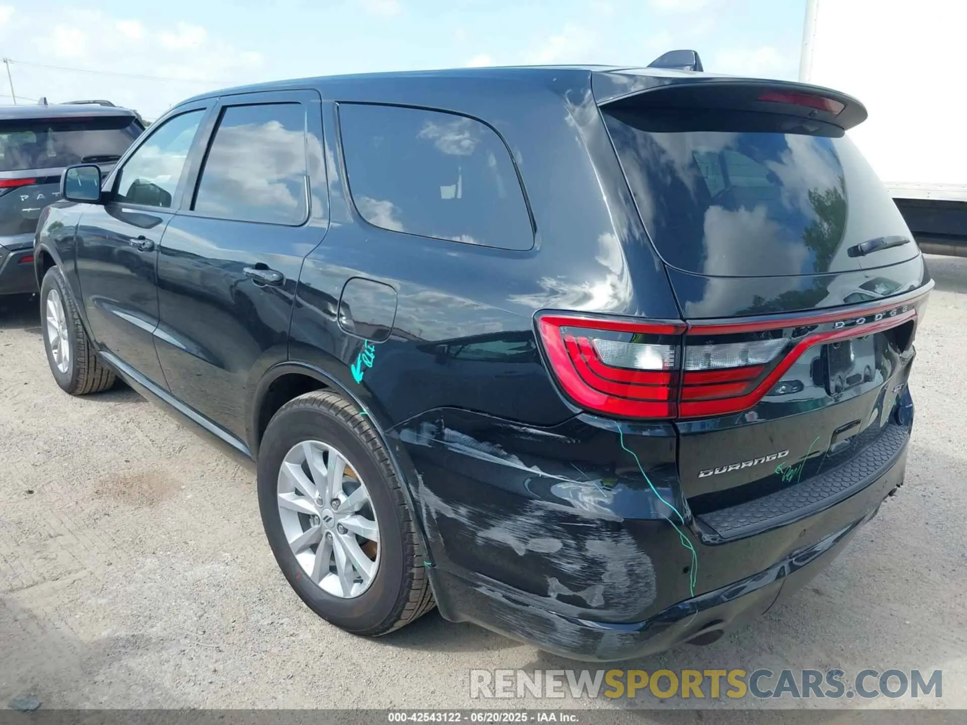 3 fotografías del automóvil dañado 1C4RDHDG1SC530741 DODGE DURANGO 2025