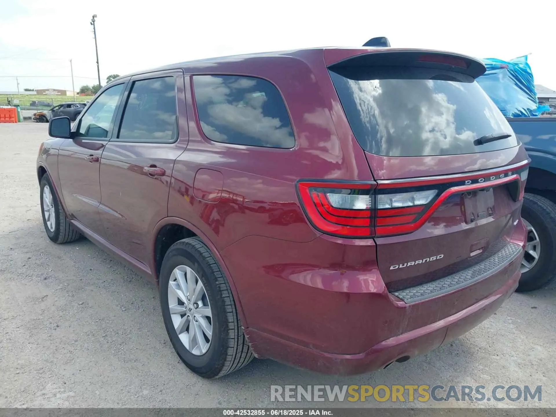 3 fotografías del automóvil dañado 1C4RDHDG8SC530803 DODGE DURANGO 2025