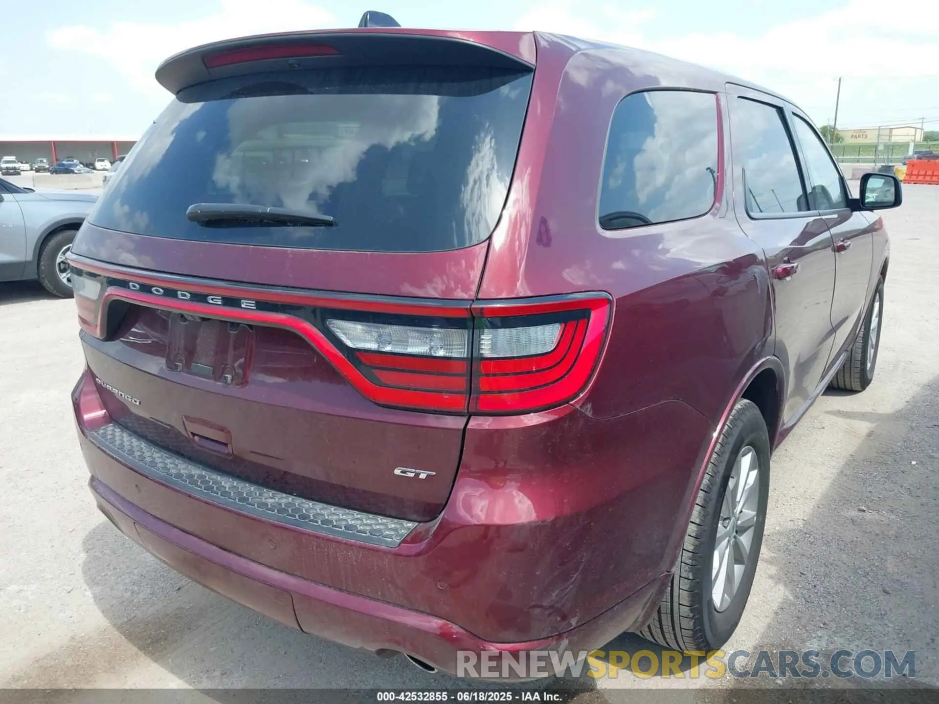 4 fotografías del automóvil dañado 1C4RDHDG8SC530803 DODGE DURANGO 2025