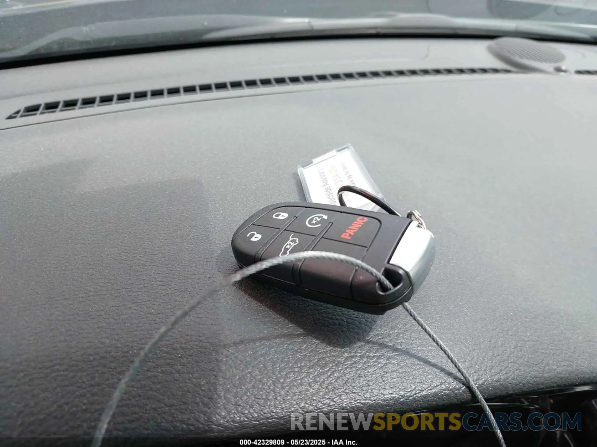 11 fotografías del automóvil dañado 1C4RDJDG1SC517771 DODGE DURANGO 2025