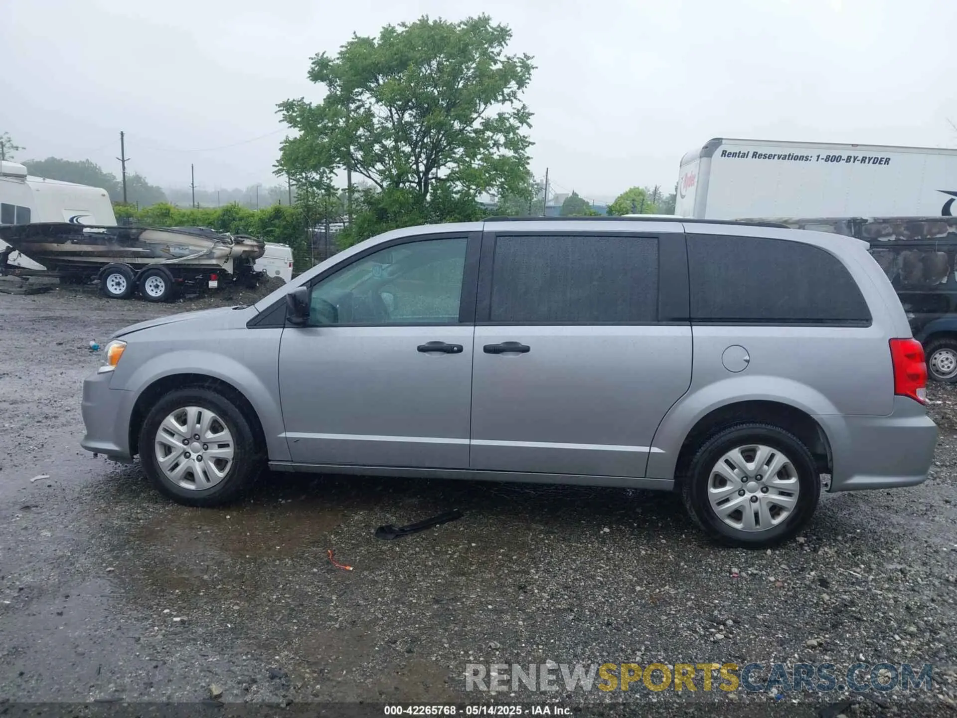 15 fotografías del automóvil dañado 2C4RDGBG0KR585976 DODGE GRAND CARAVAN 2019