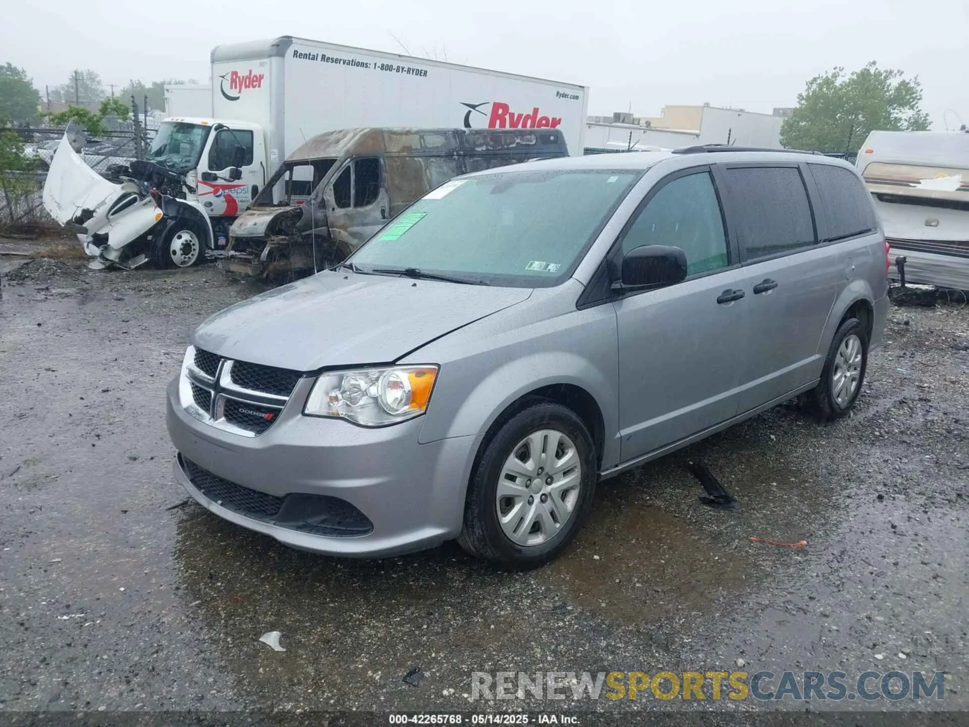 2 fotografías del automóvil dañado 2C4RDGBG0KR585976 DODGE GRAND CARAVAN 2019