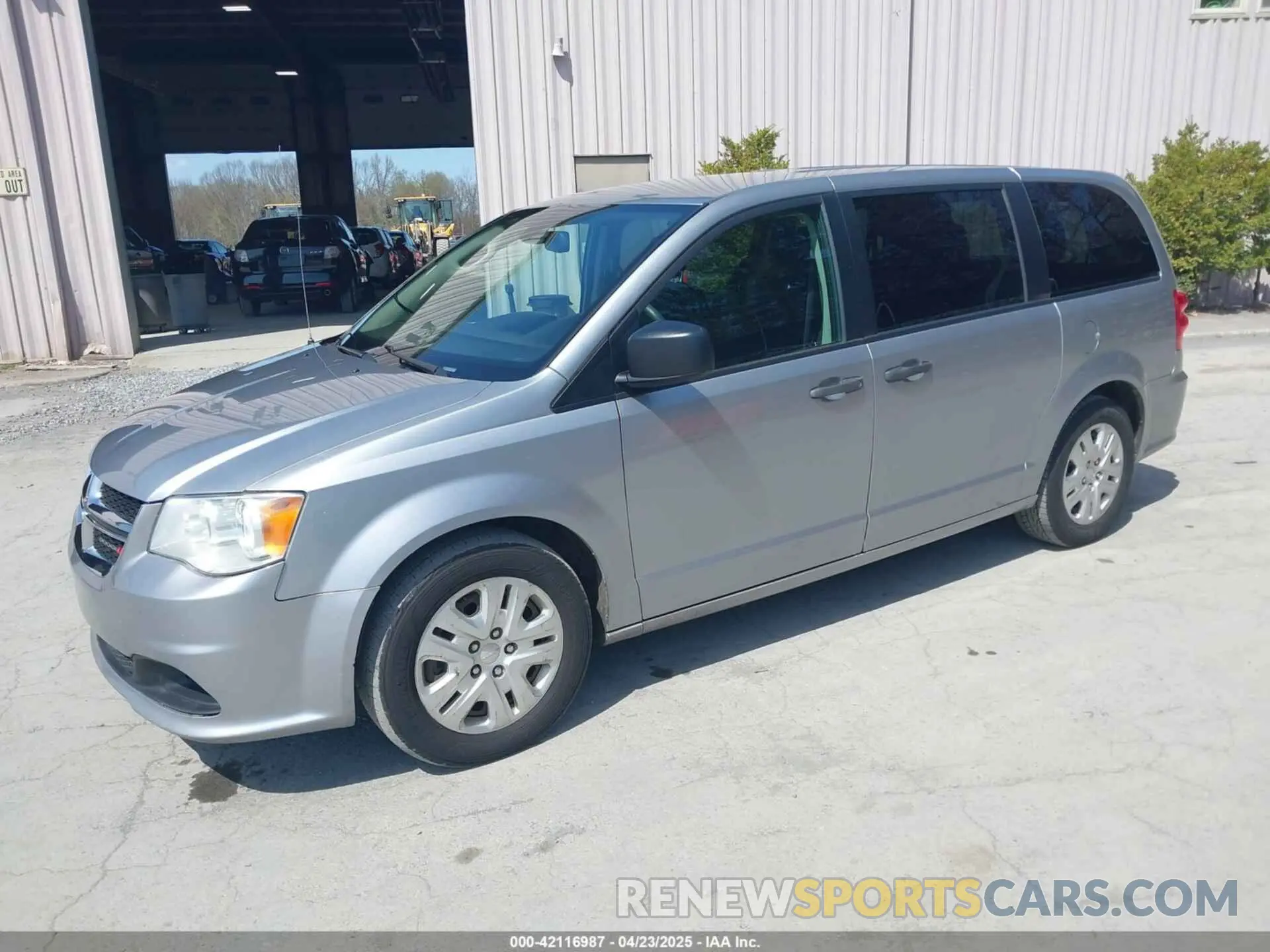 2 fotografías del automóvil dañado 2C4RDGBG0KR805228 DODGE GRAND CARAVAN 2019