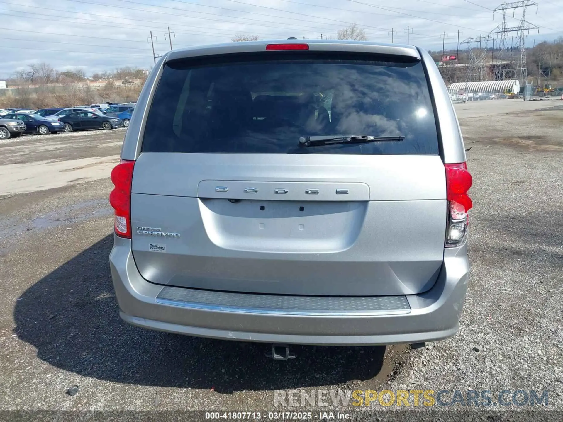 17 fotografías del automóvil dañado 2C4RDGBG1KR656893 DODGE GRAND CARAVAN 2019