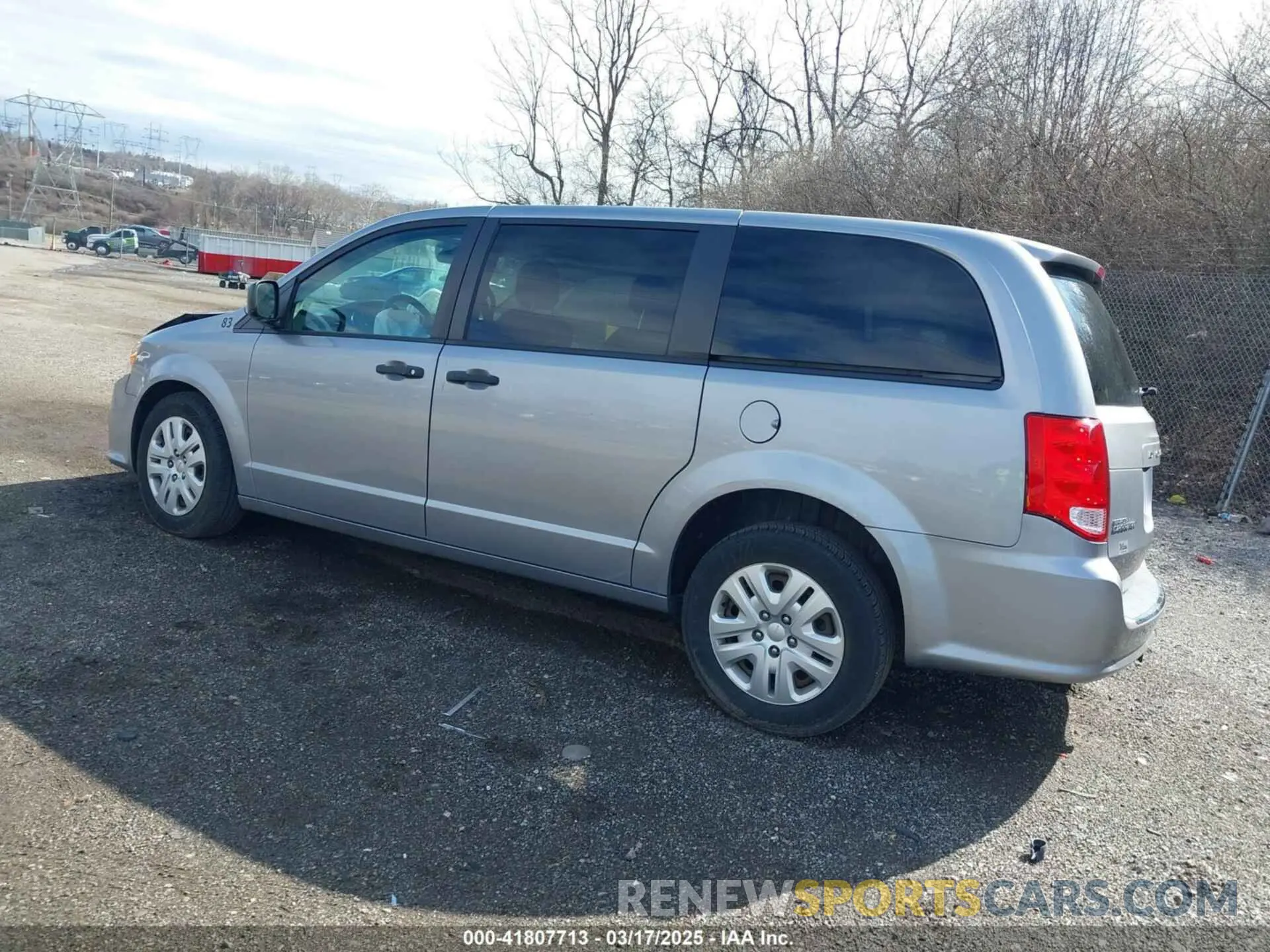 3 fotografías del automóvil dañado 2C4RDGBG1KR656893 DODGE GRAND CARAVAN 2019