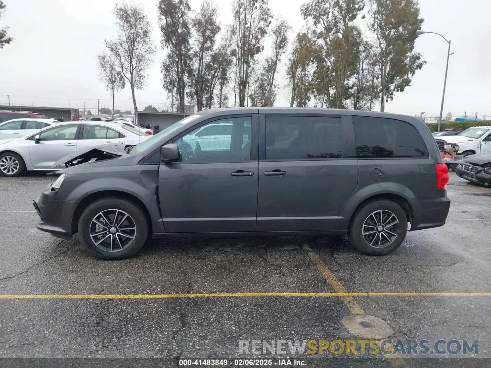 14 fotografías del automóvil dañado 2C4RDGBG2KR509188 DODGE GRAND CARAVAN 2019