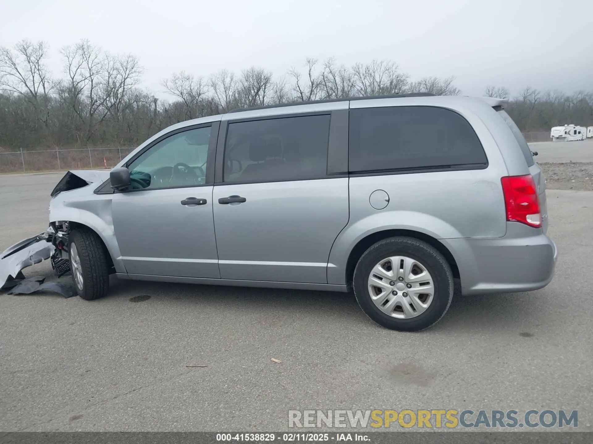 14 fotografías del automóvil dañado 2C4RDGBG2KR547780 DODGE GRAND CARAVAN 2019