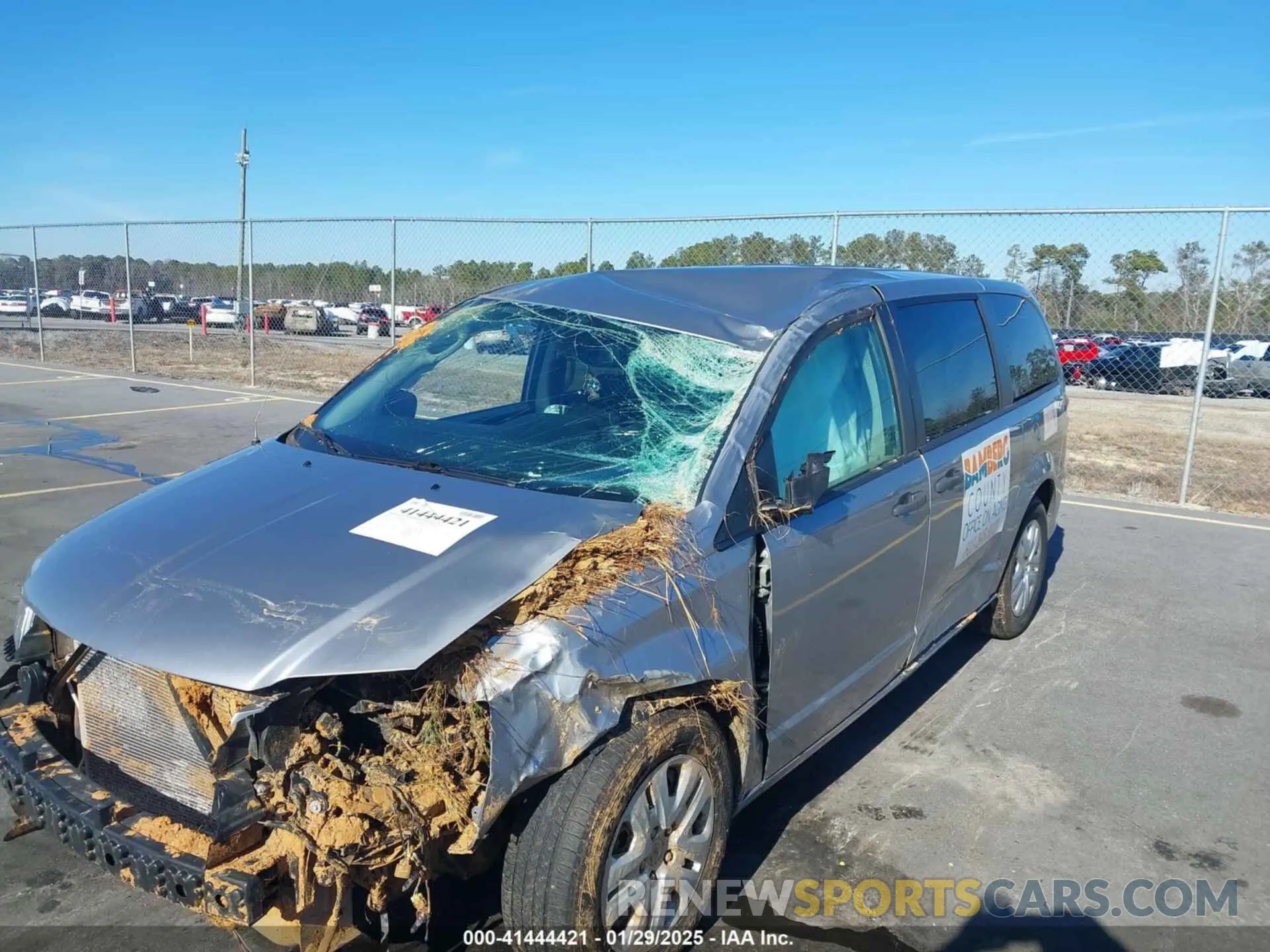 6 fotografías del automóvil dañado 2C4RDGBG2KR599491 DODGE GRAND CARAVAN 2019